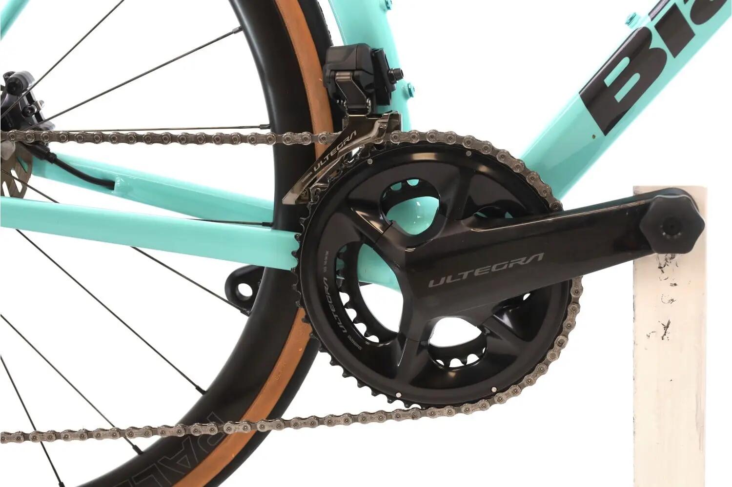 Segunda Vida · Bici estrada ·  Specialissima Comp Di2 12V · Muito bom estado 4/8