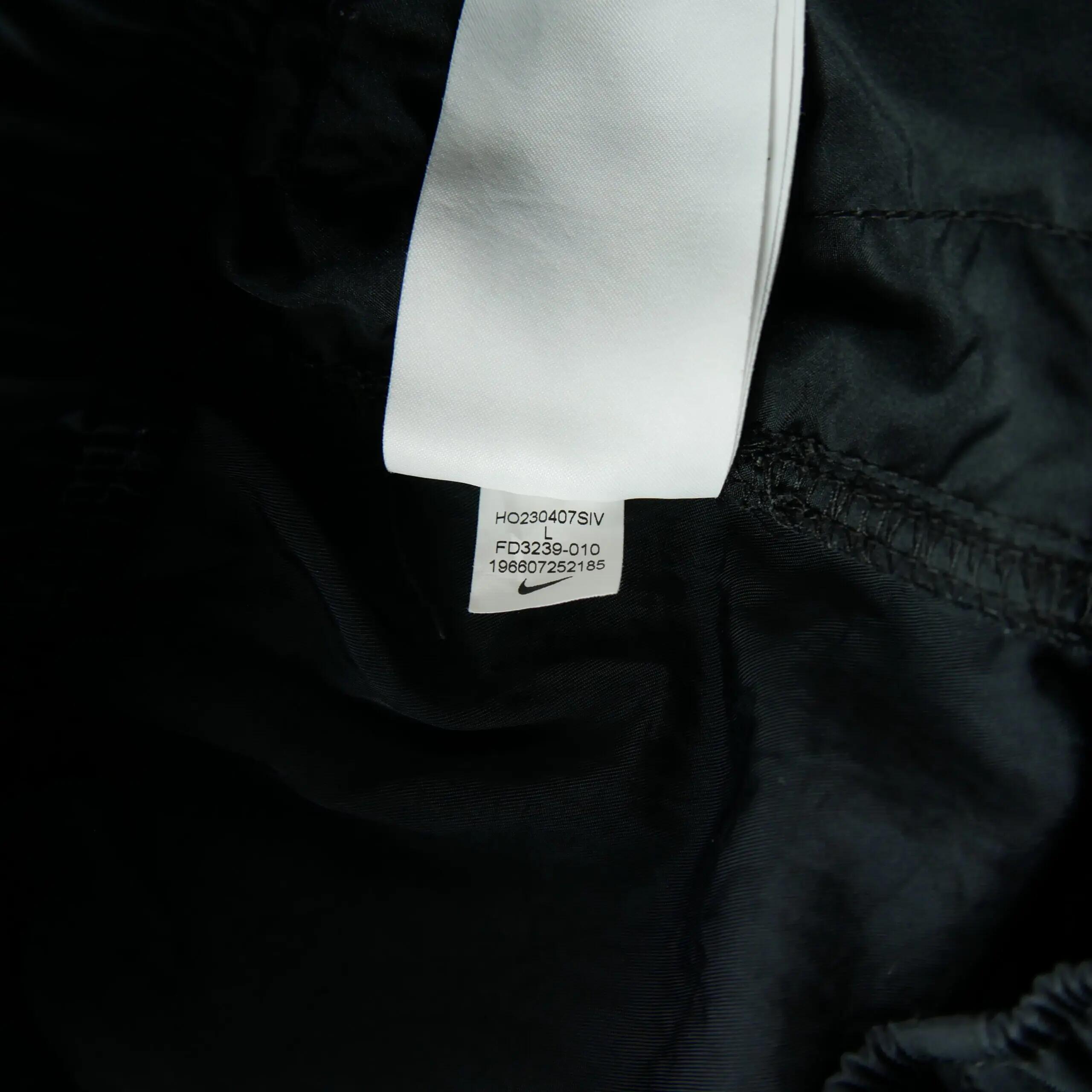 Segunda Vida - Pantalón hombre Nike nylon tejido - Excelente 7/7