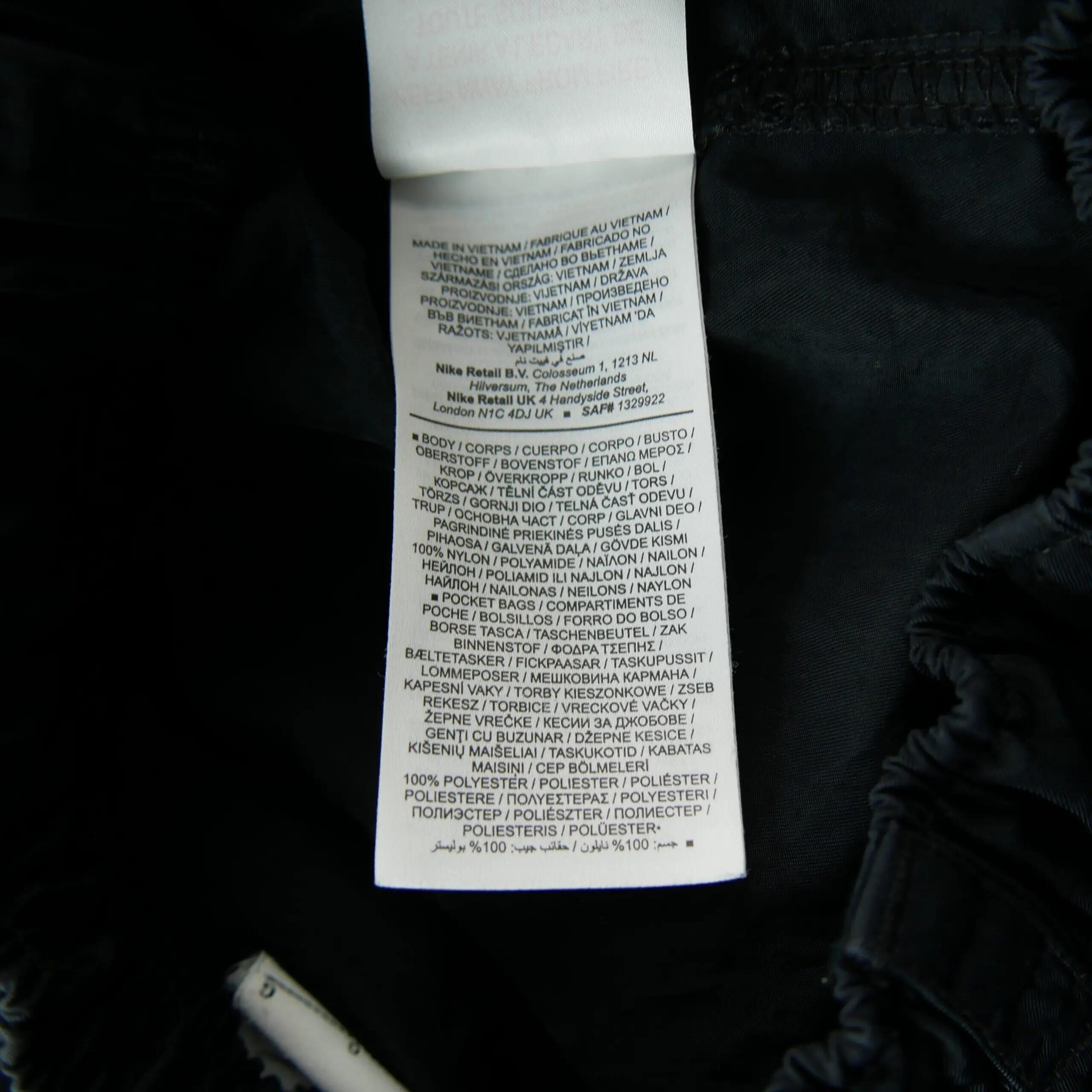 Segunda Vida - Pantalón hombre Nike nylon tejido - Excelente 6/7