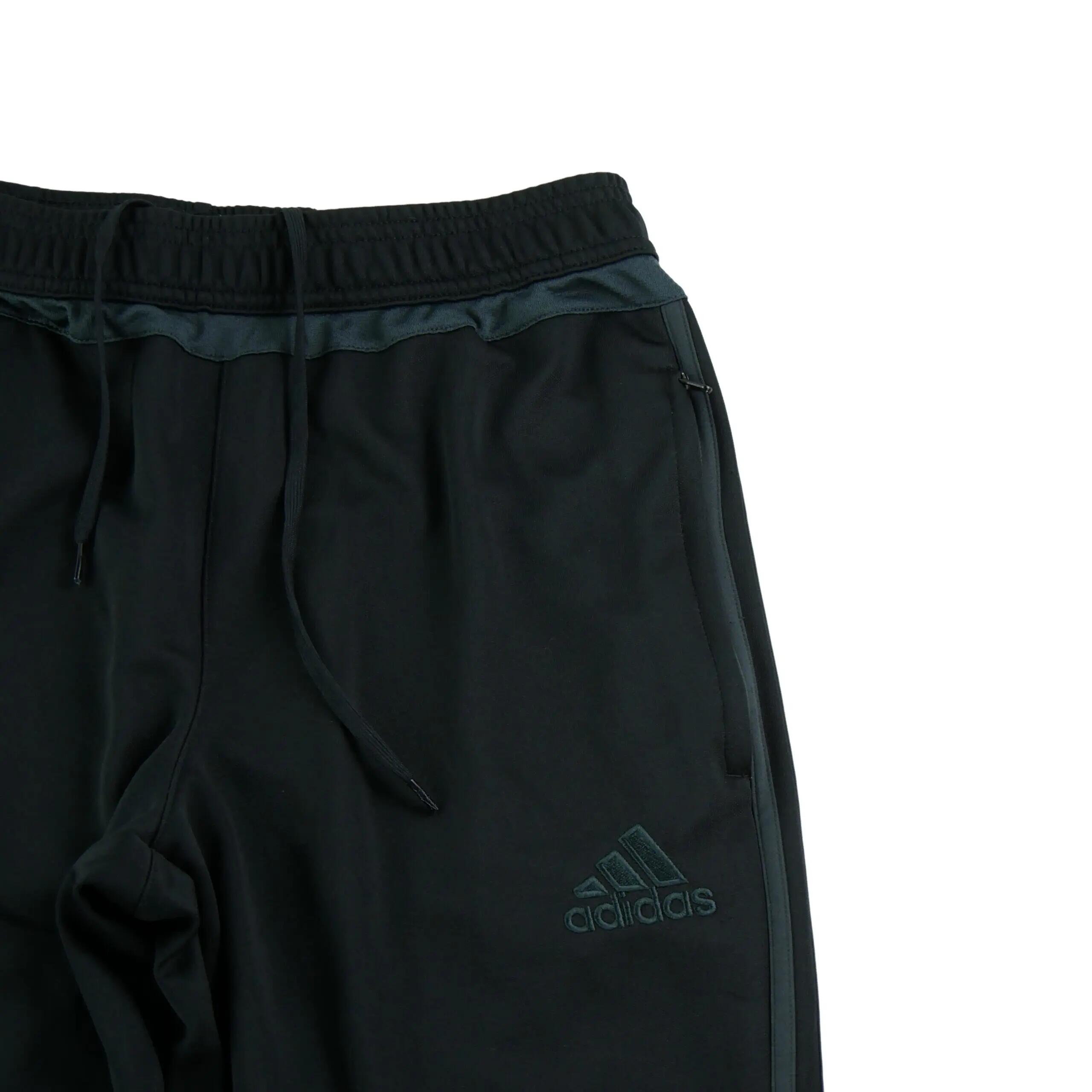 Segunda Vida - Joggings Hombre corte entallado Adidas - Muy Bueno 3/7