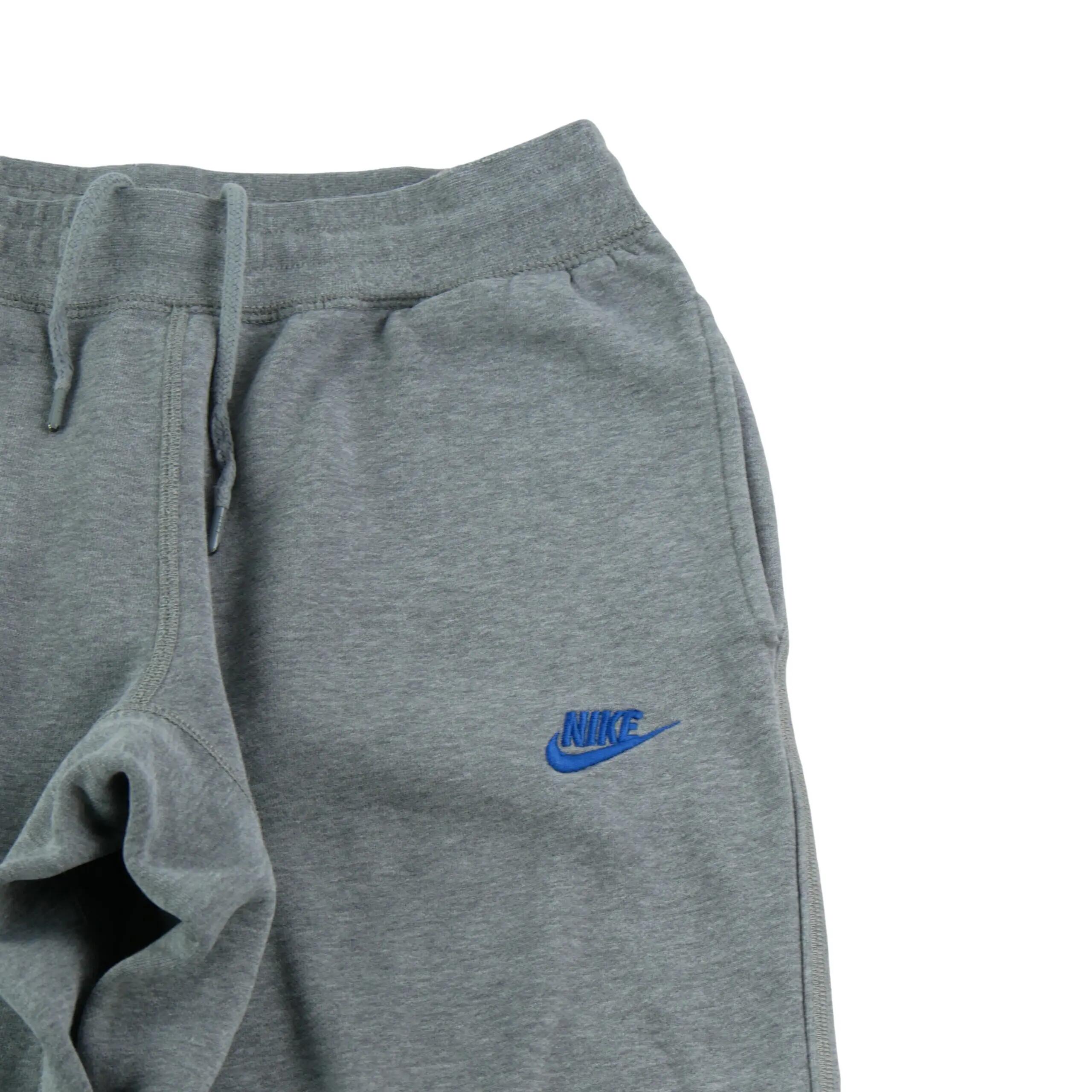 Second hand - Joggings Uomo Nike Futura Ricamato - Stato molto buono 3/7