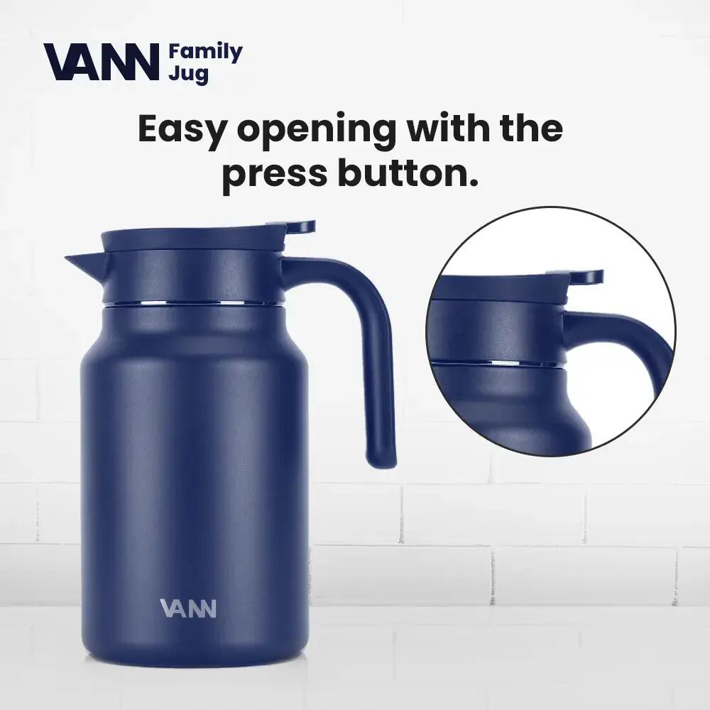 Thermoskan - Family Jug 1,5 L - RVS schenkkan met drukknop - Donkerblauw 6/8