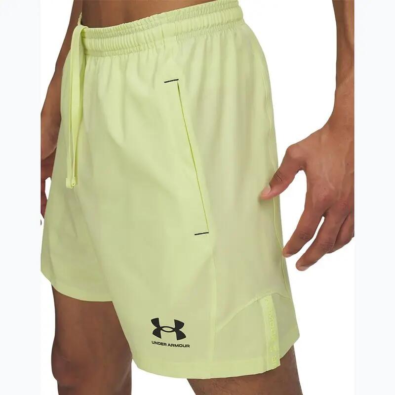 UNDER ARMOUR picture