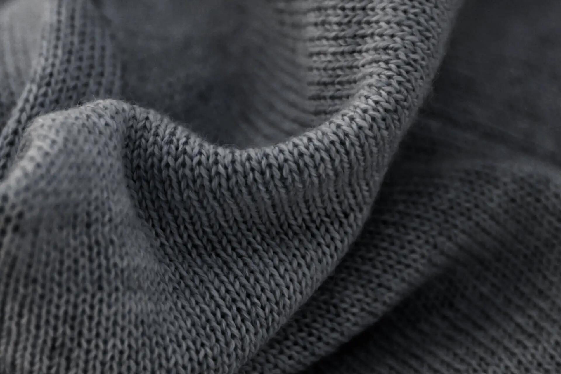 Seeker – Grey 4/4