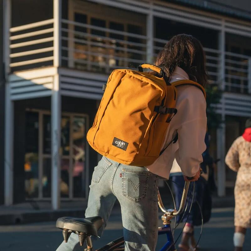 Hátizsák Classic Tech 28L
