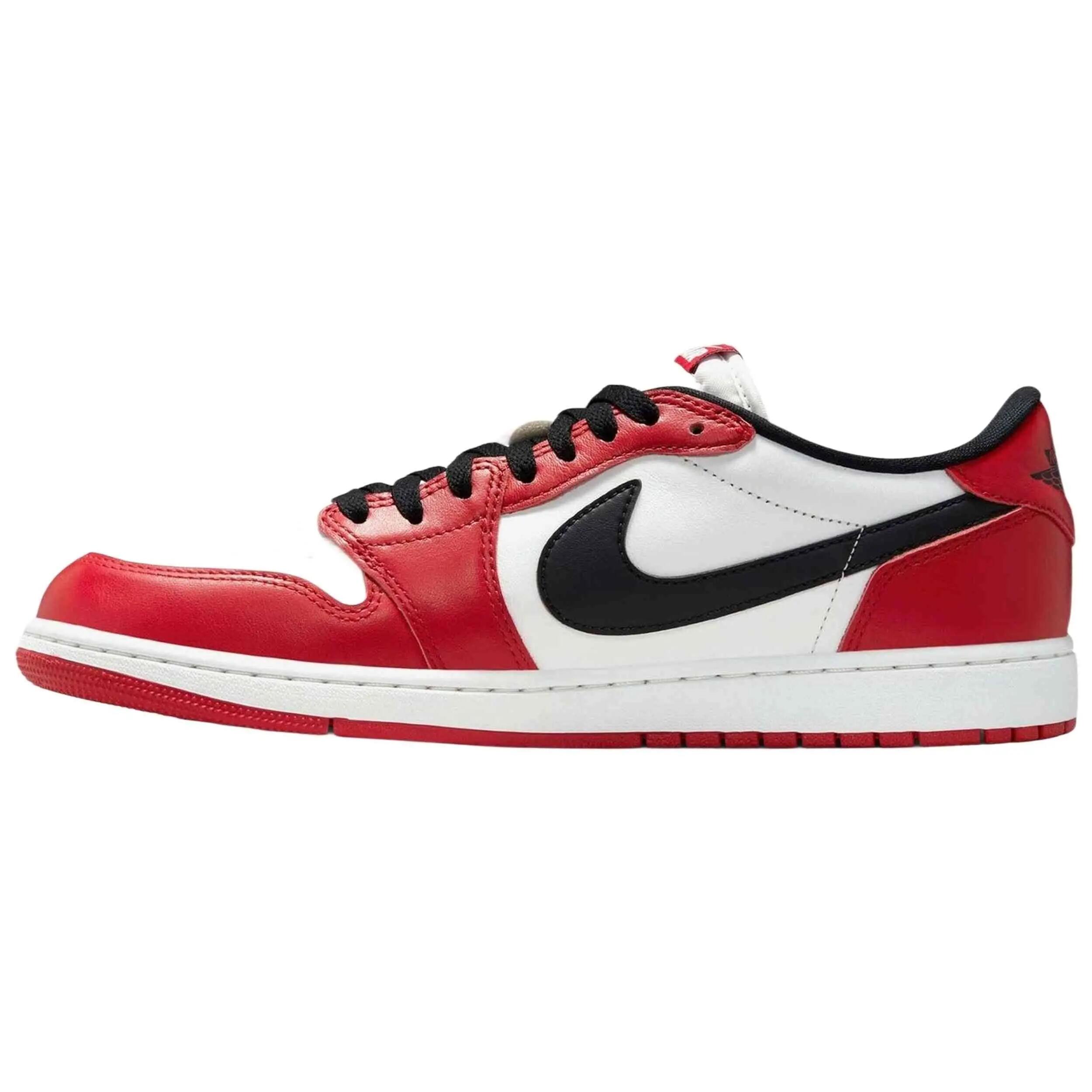 Air Jordan 1 Retro Low OG Chicago 2025 5/5
