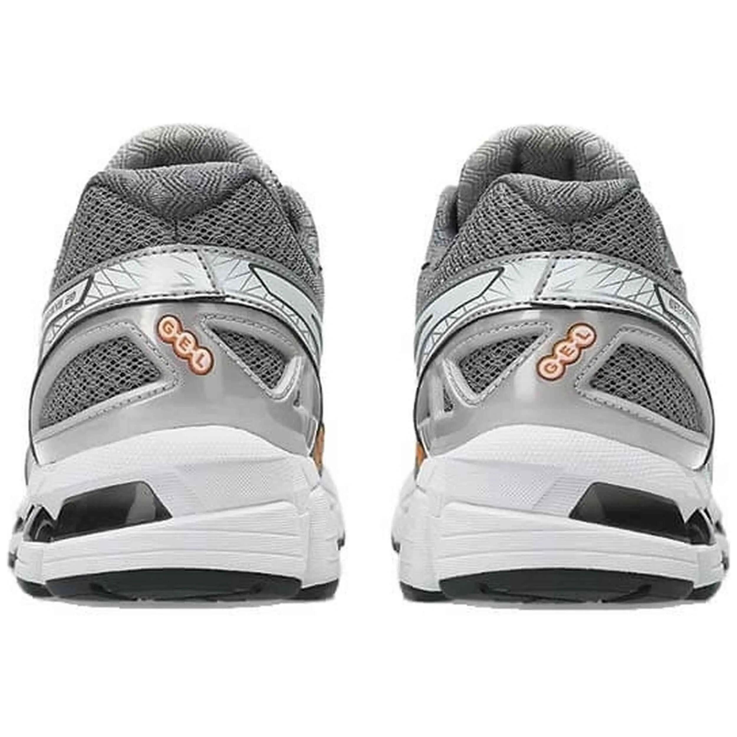 Turnschuhe Asics Modell Asics Gel Kayano 20 "Clay Grey" für unisex 3/4