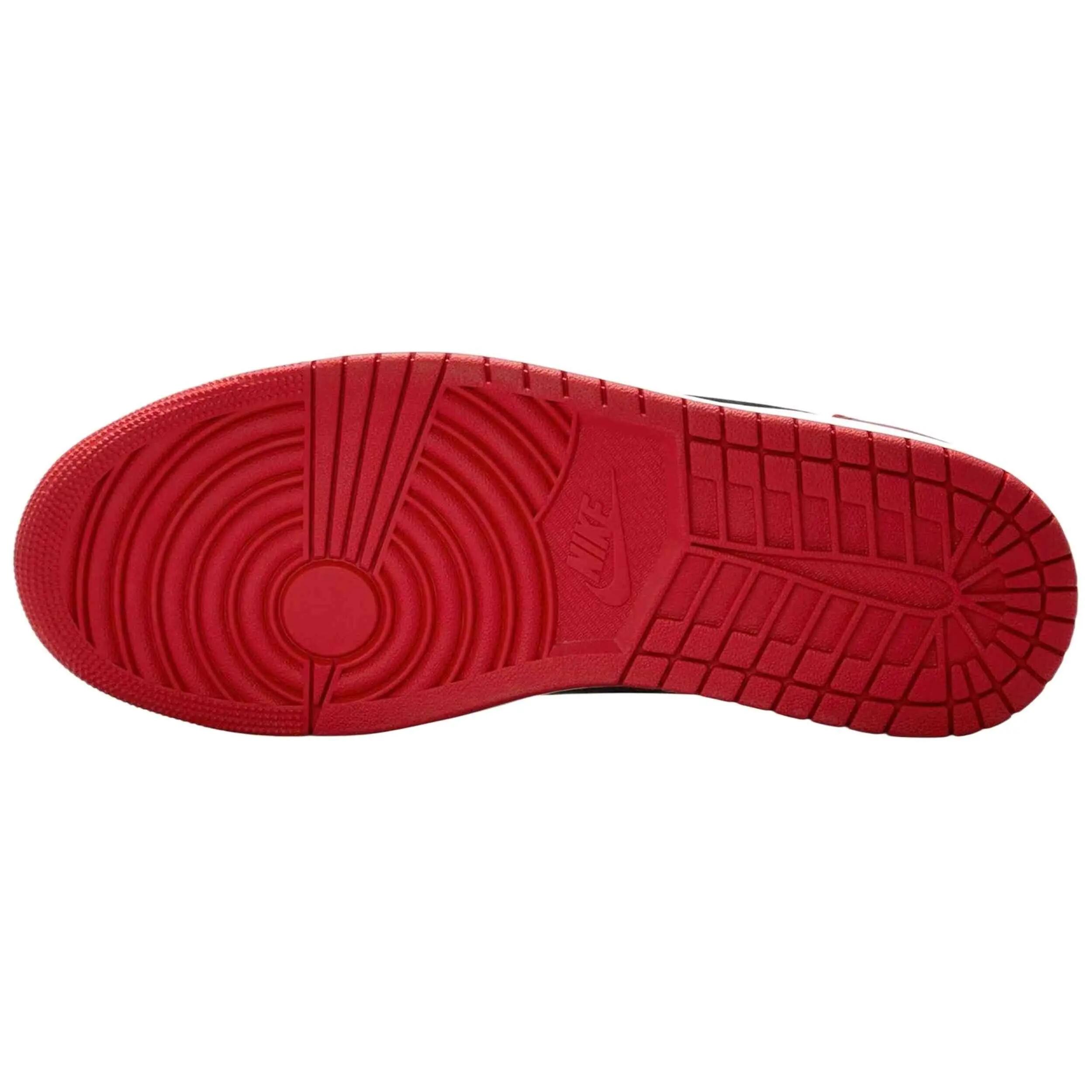 Air Jordan 1 Retro Low OG Chicago 2025 3/5