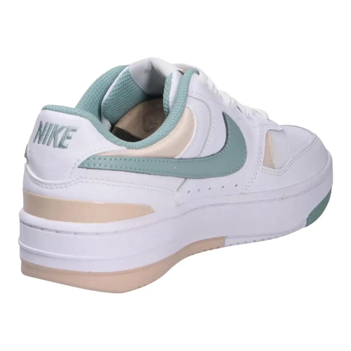Baskets Nike  Gamma Force 3/7