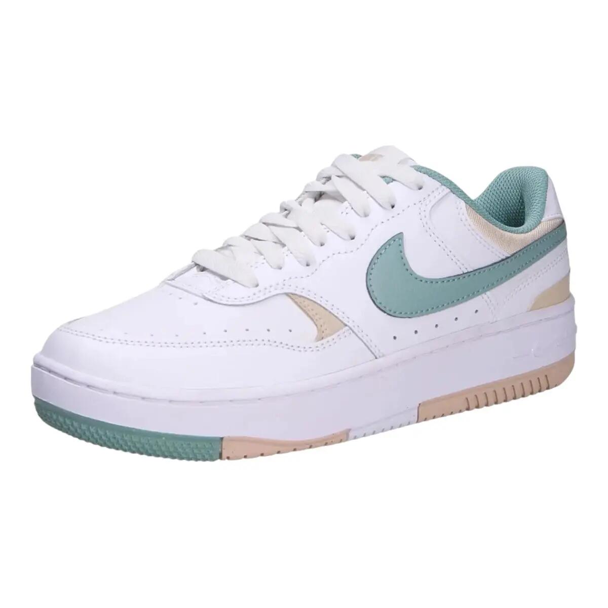 Baskets Nike  Gamma Force 2/7