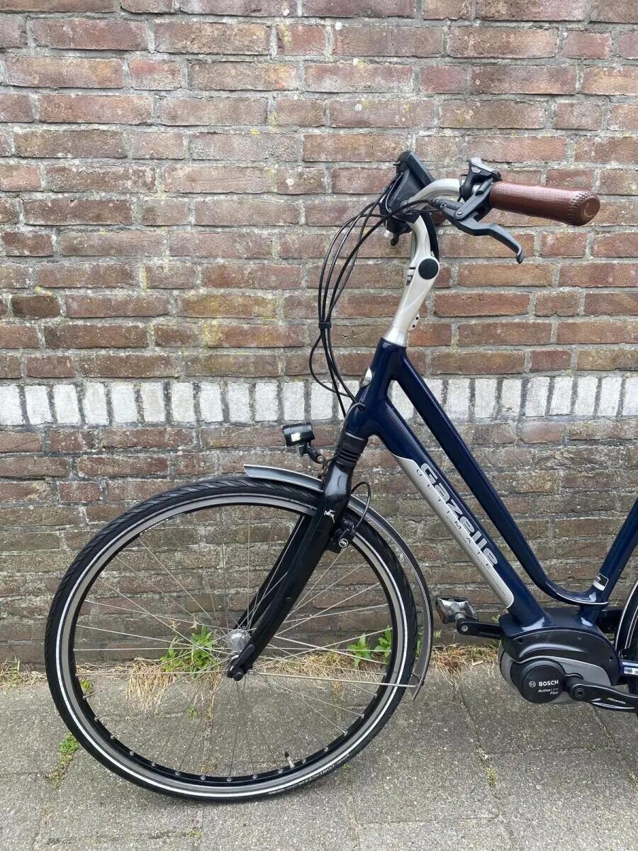 Gazelle Ultimate C8 400Wh, Bosch Active Line Plus engine, blauw 4/7