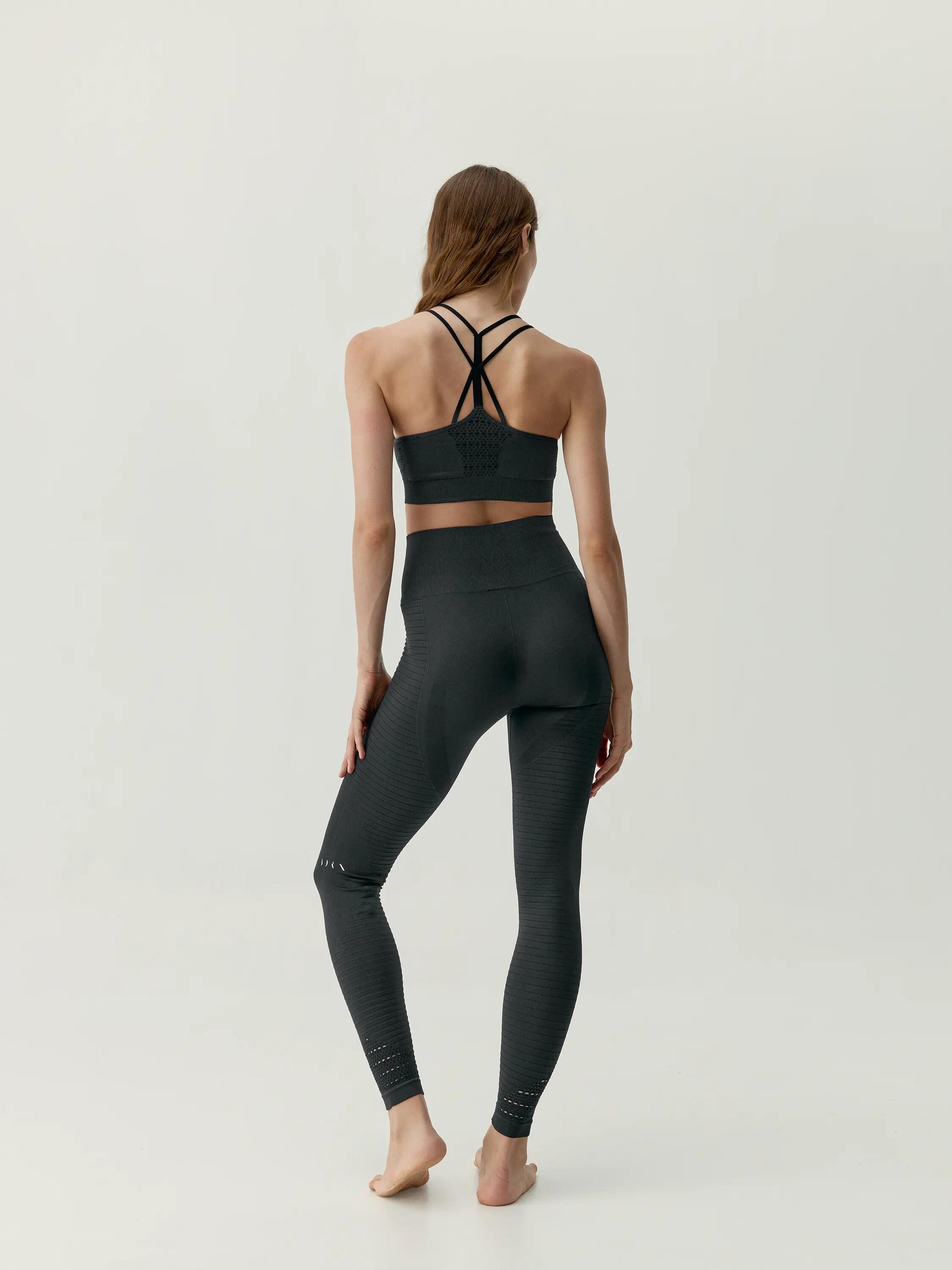 Brassière de sport femme Hatha maintien moyen bretelles coussinets amovibles 6/7
