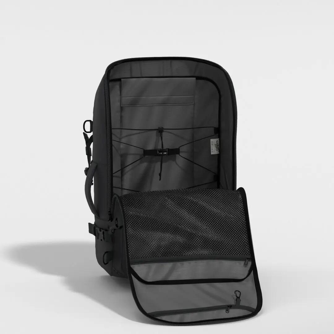 Cestovní batoh CabinZero Adventure Pro 42 l 11/14
