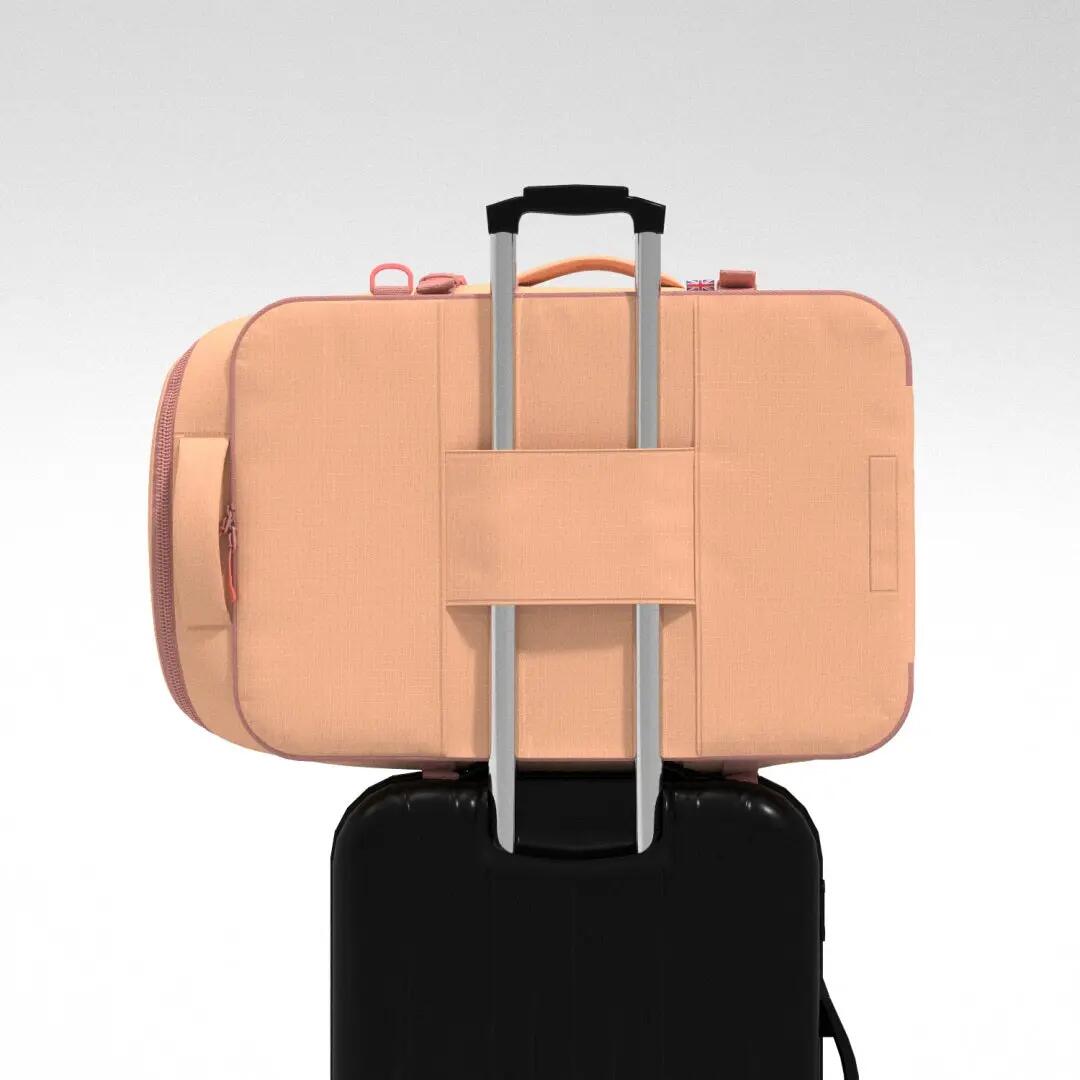Cestovní batoh CabinZero Adventure Pro 42 l 14/15