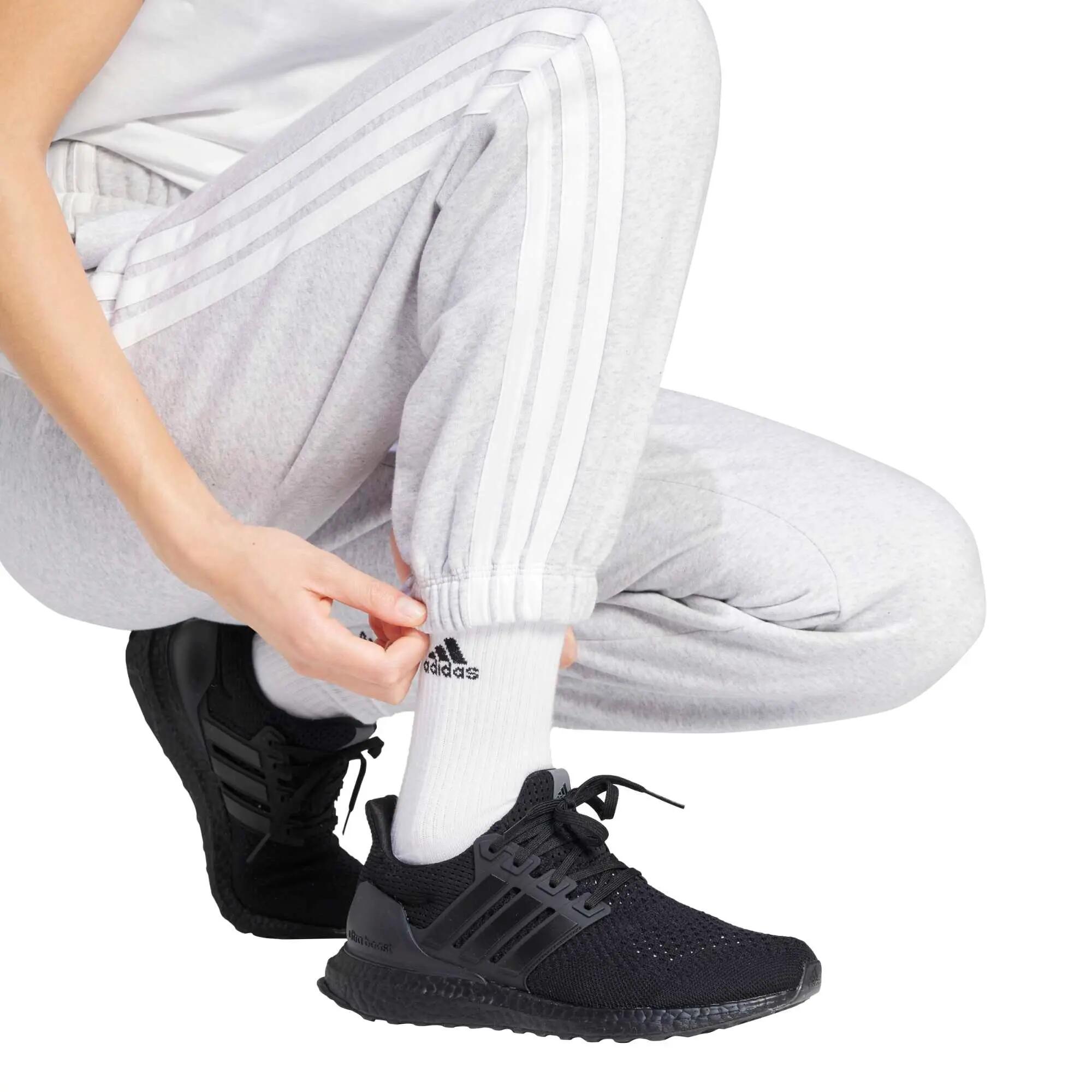 adidas Damen Trainingshose Essentials 3S Fleece Loose Pants 12/12