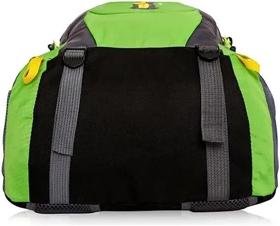 Mochila portátil impermeável de 40 litros para viagens, trilhos e campismo. 7/7