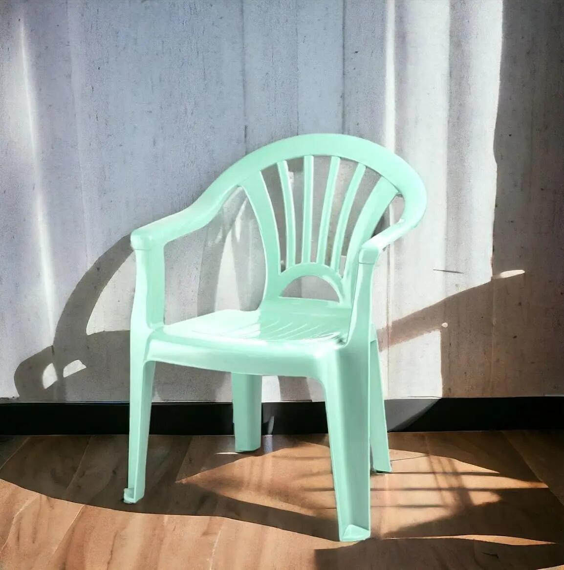 Silla pequeña apilables para Interior y Exterior de plástico (Verde Pastel) 2/3