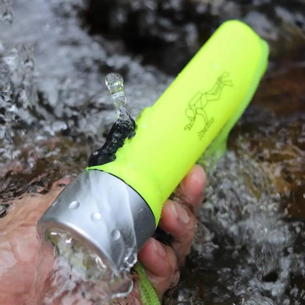 Linterna Led de Buceo Impermeable, Interruptor Magnético 2/7