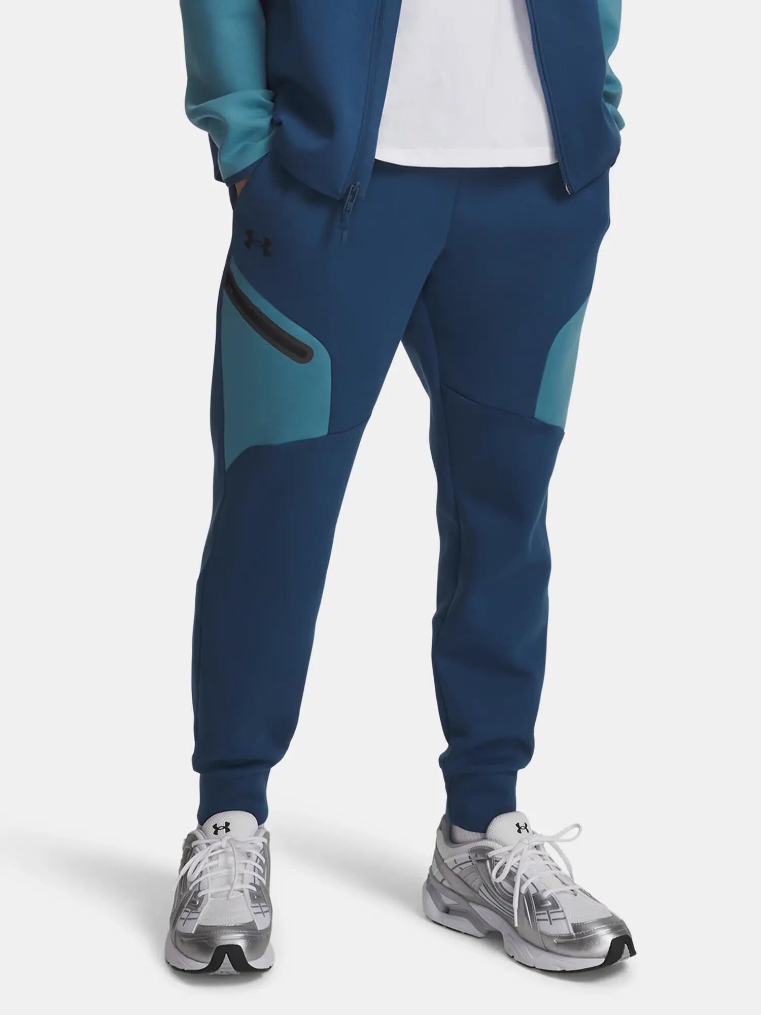 UNDER ARMOUR picture