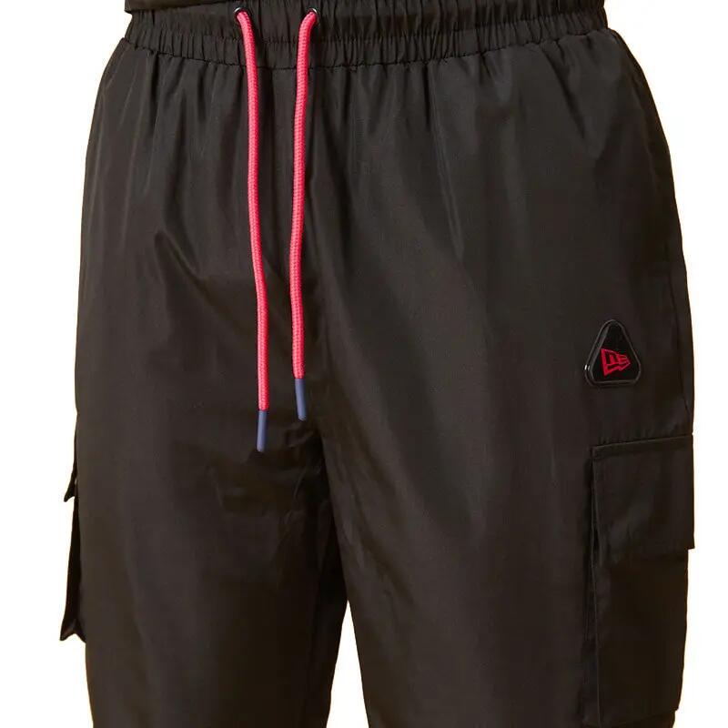 Pantalon de survêtement New Era CARGO TRACK 4/4