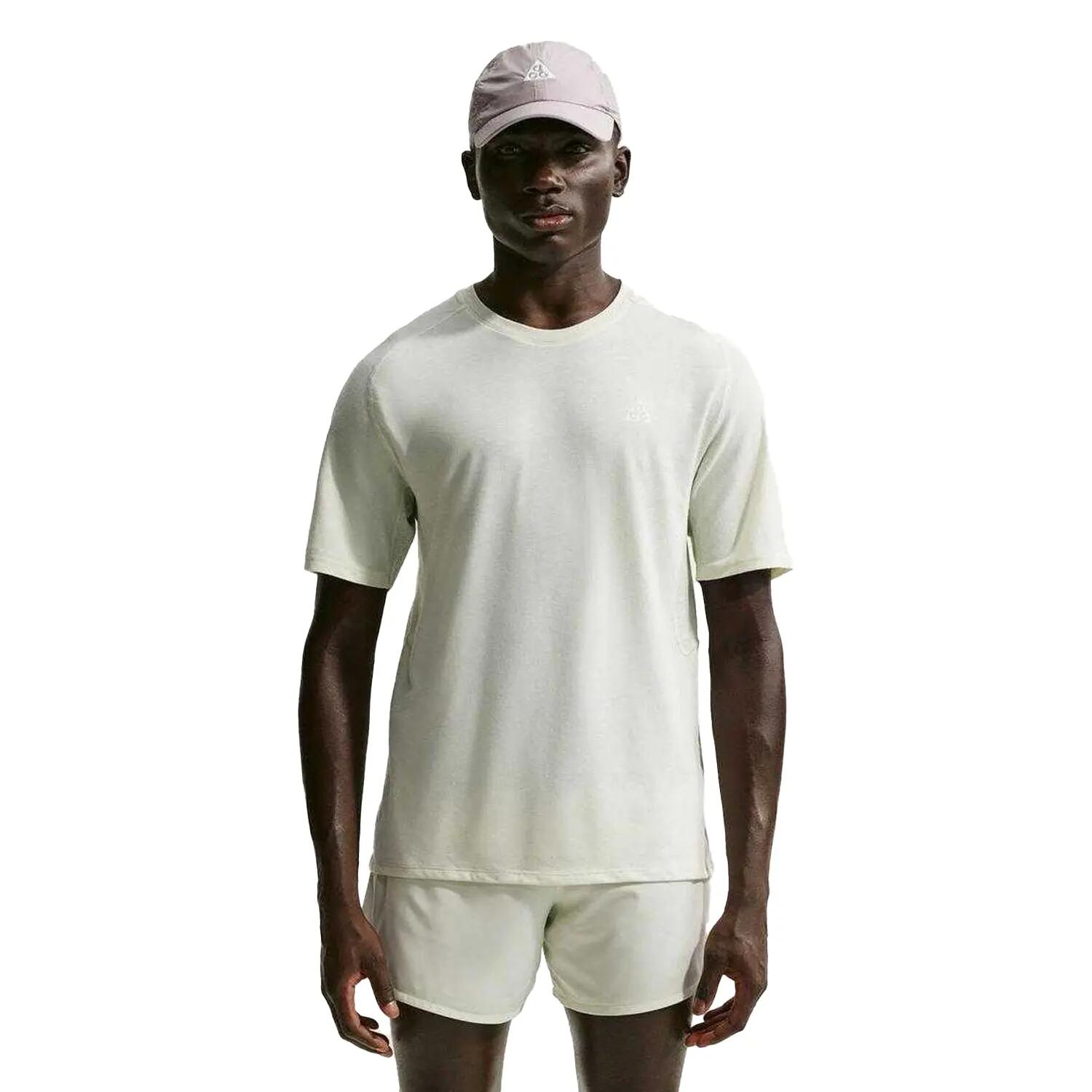 Nike Mens Performance Lightweight Short-Sleeved Top