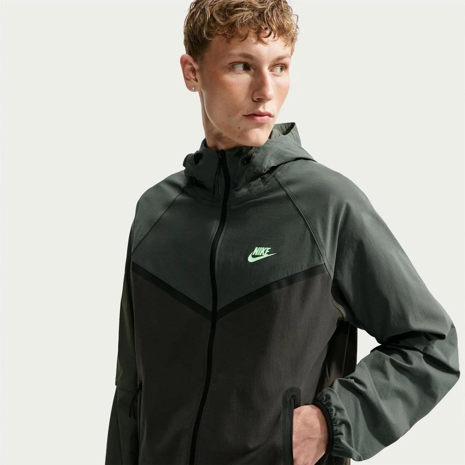 Nike Mens Tech Woven Hooded Jacket