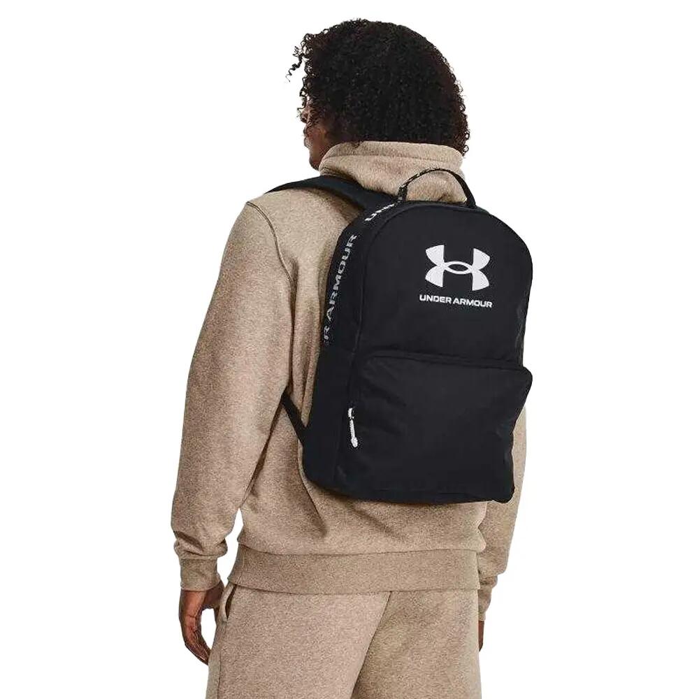 UNDER ARMOUR picture