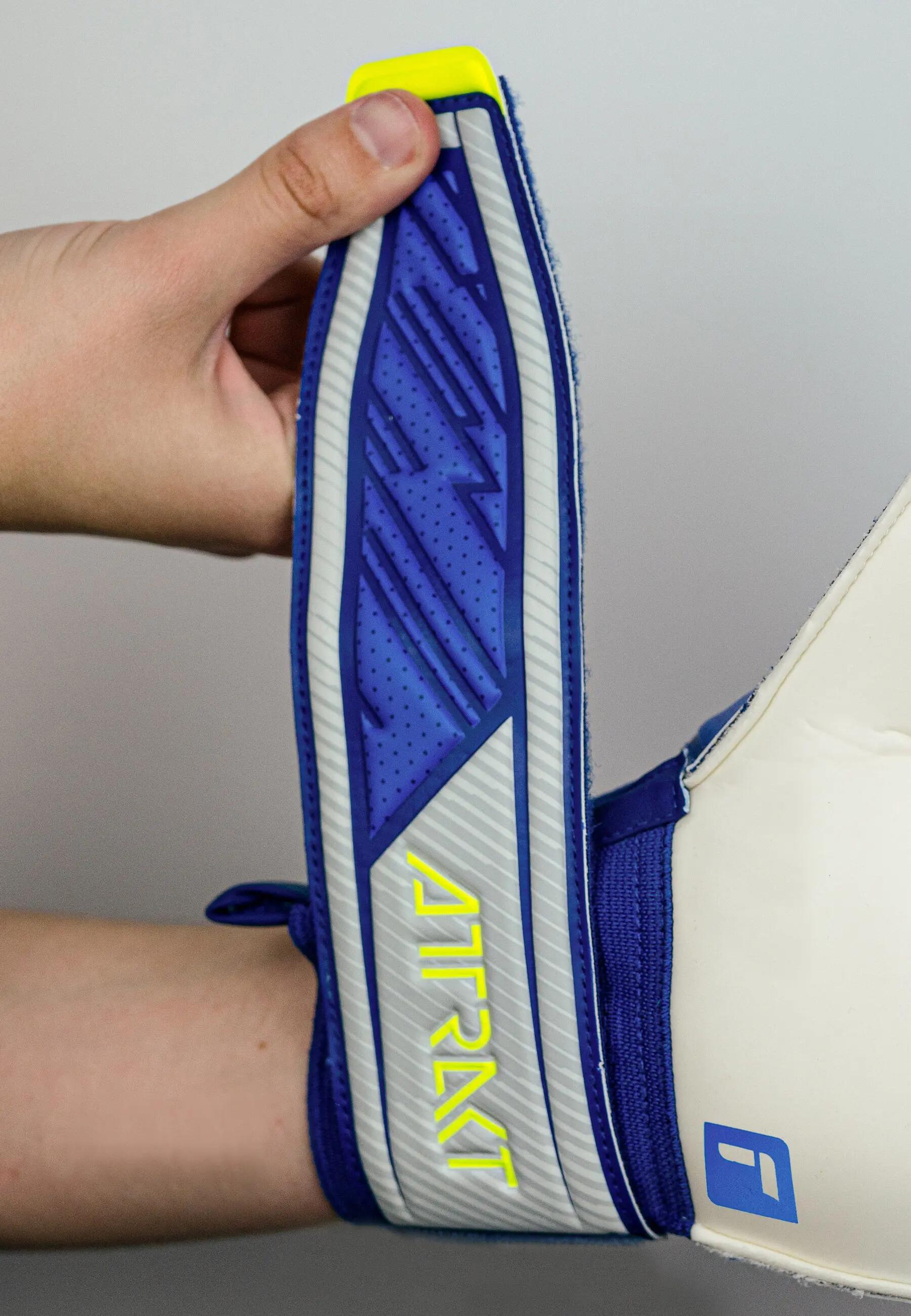 REUSCH Gants de gardien Attrakt Solid 5/15