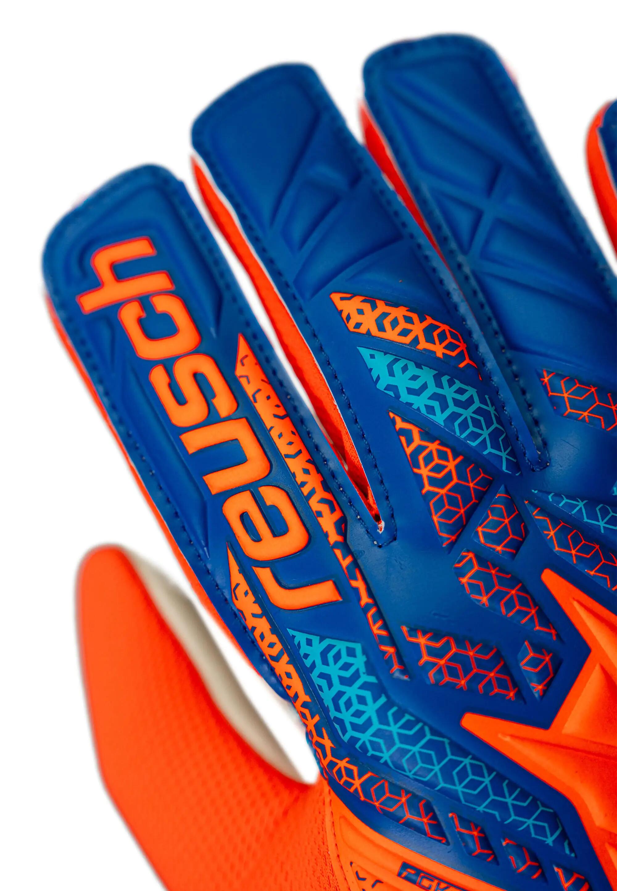 REUSCH Torwarthandschuhe Attrakt Starter Solid Junior 5/15