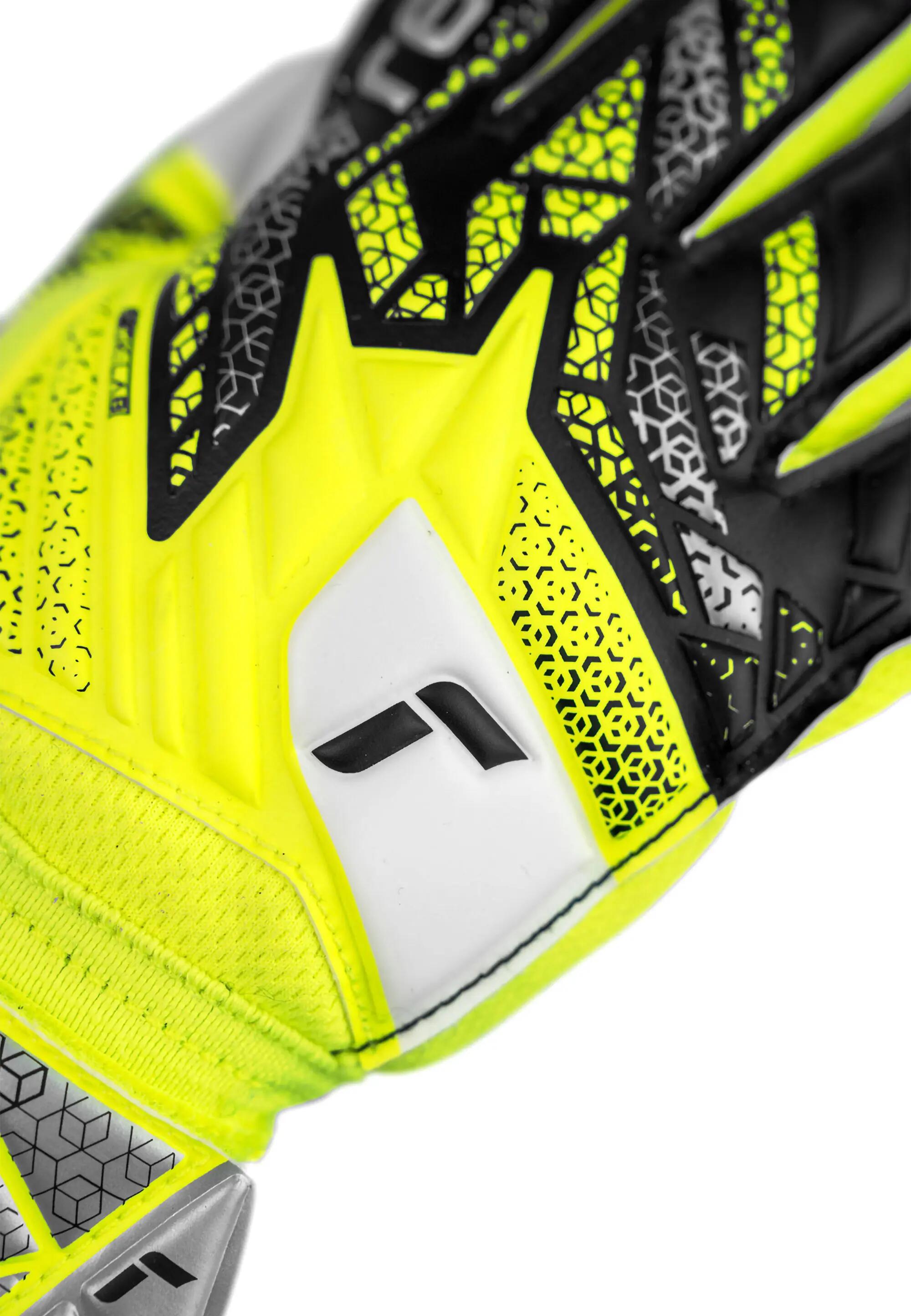 REUSCH Torwarthandschuhe Attrakt Grip Junior 5/15