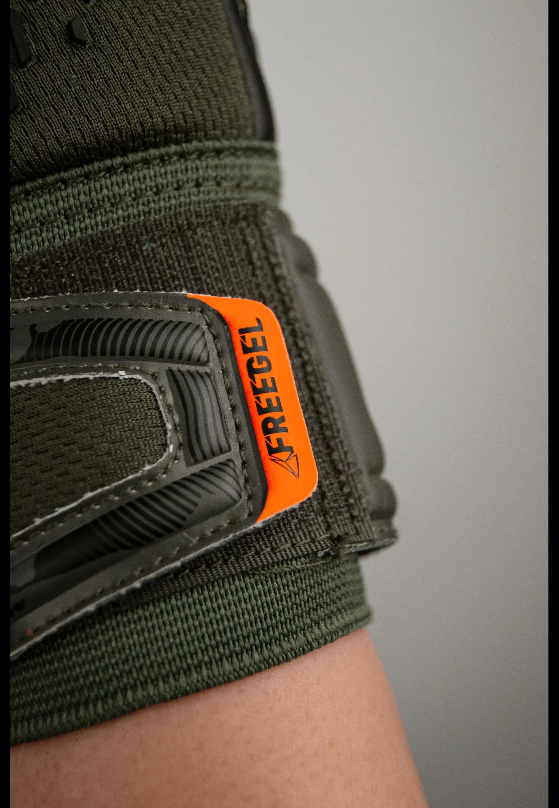 REUSCH Keepershandschoenen Attrakt Freegel Silver Finger Support Junior 5/7