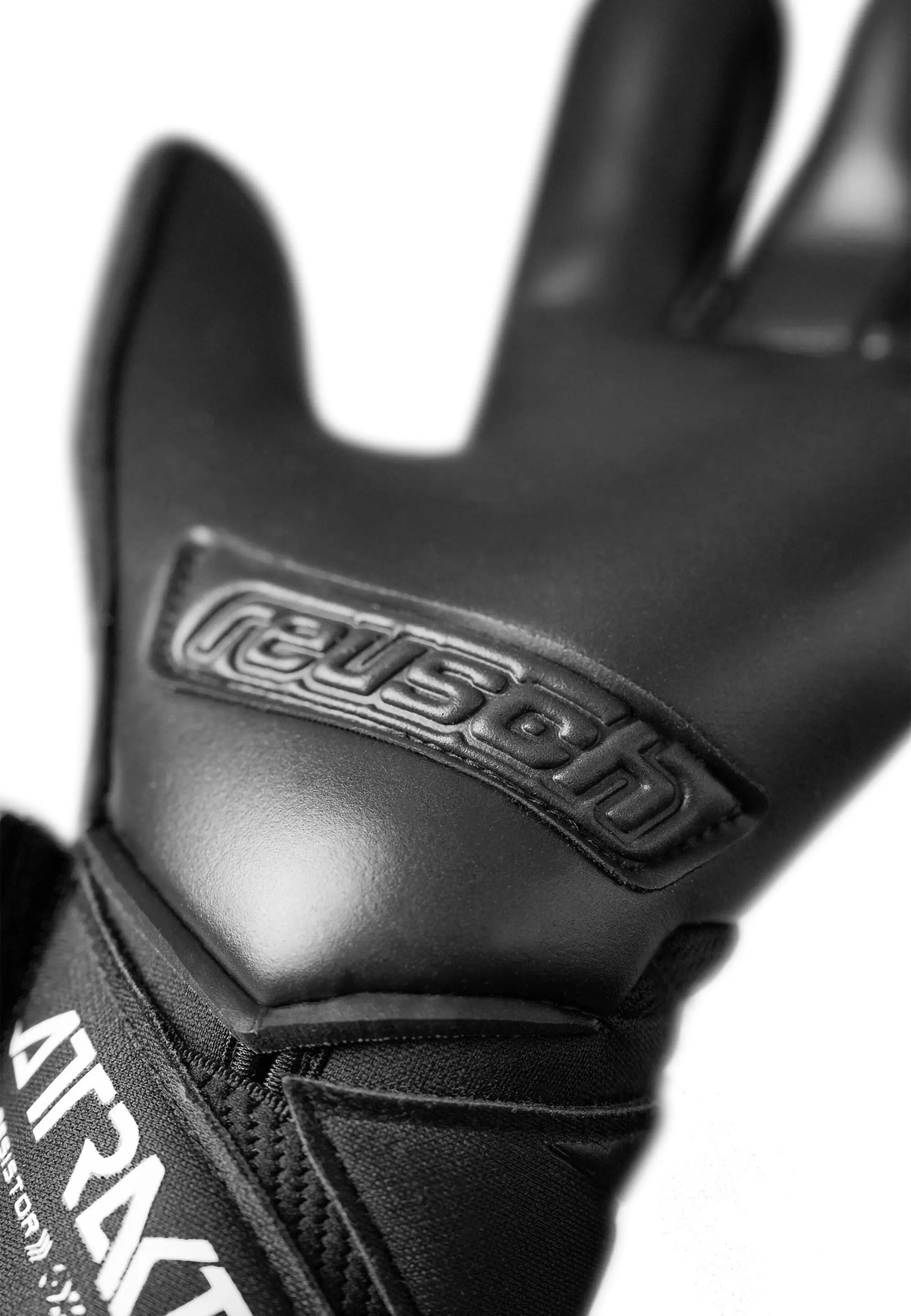 REUSCH Torwarthandschuhe Attrakt Infinity Resistor 5/15