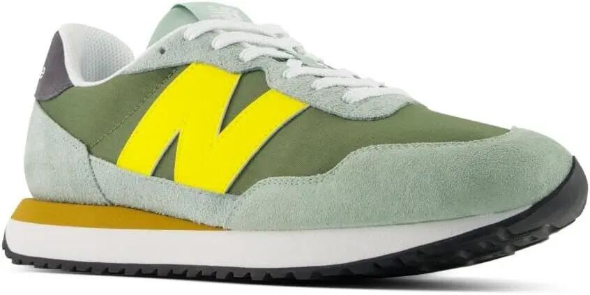 Sneakers uomo New Balance 237 Verde. 6/10