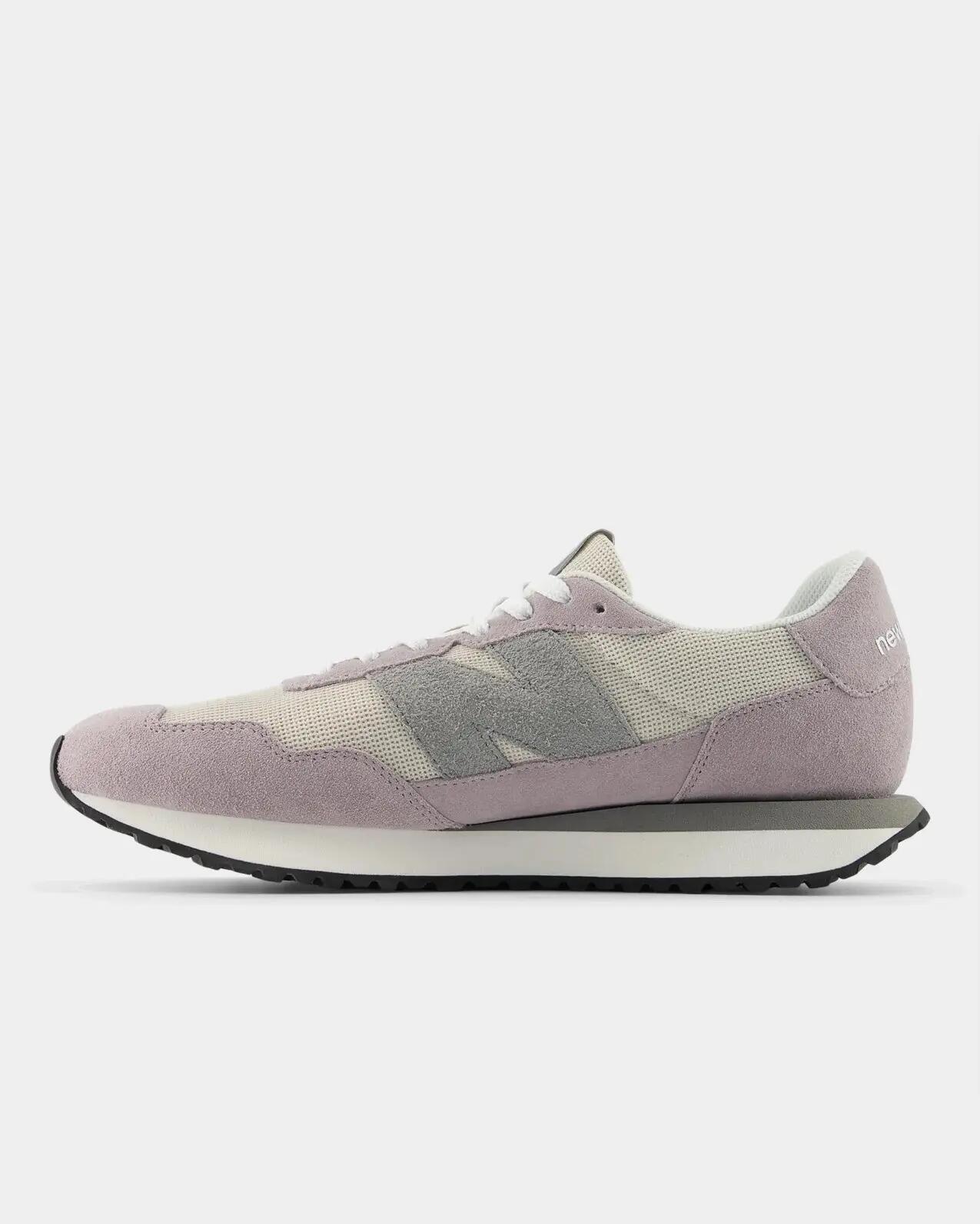 Sneakers da uomo New Balance 237 grigie. 8/10