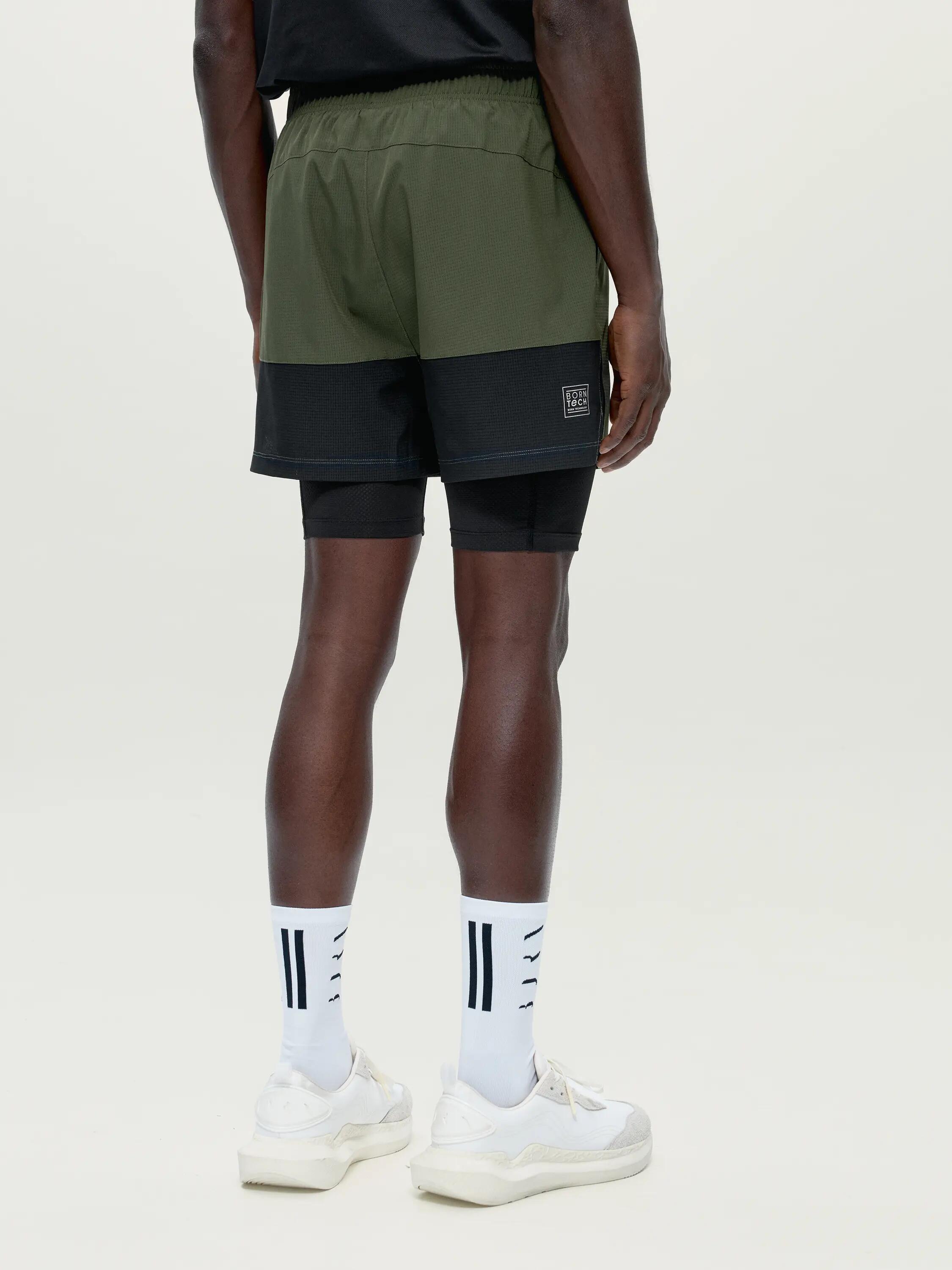Pantalón corto deportivo de hombre Strider 2 en 1 con bolsillos 2/6