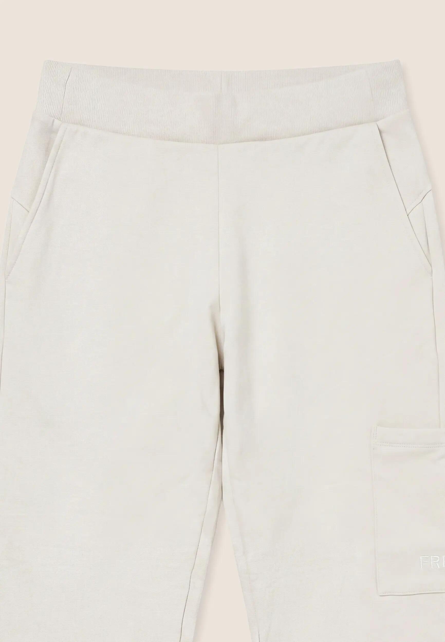 Pantalón deportivo regular para mujer con bolsillo cargo 3/3