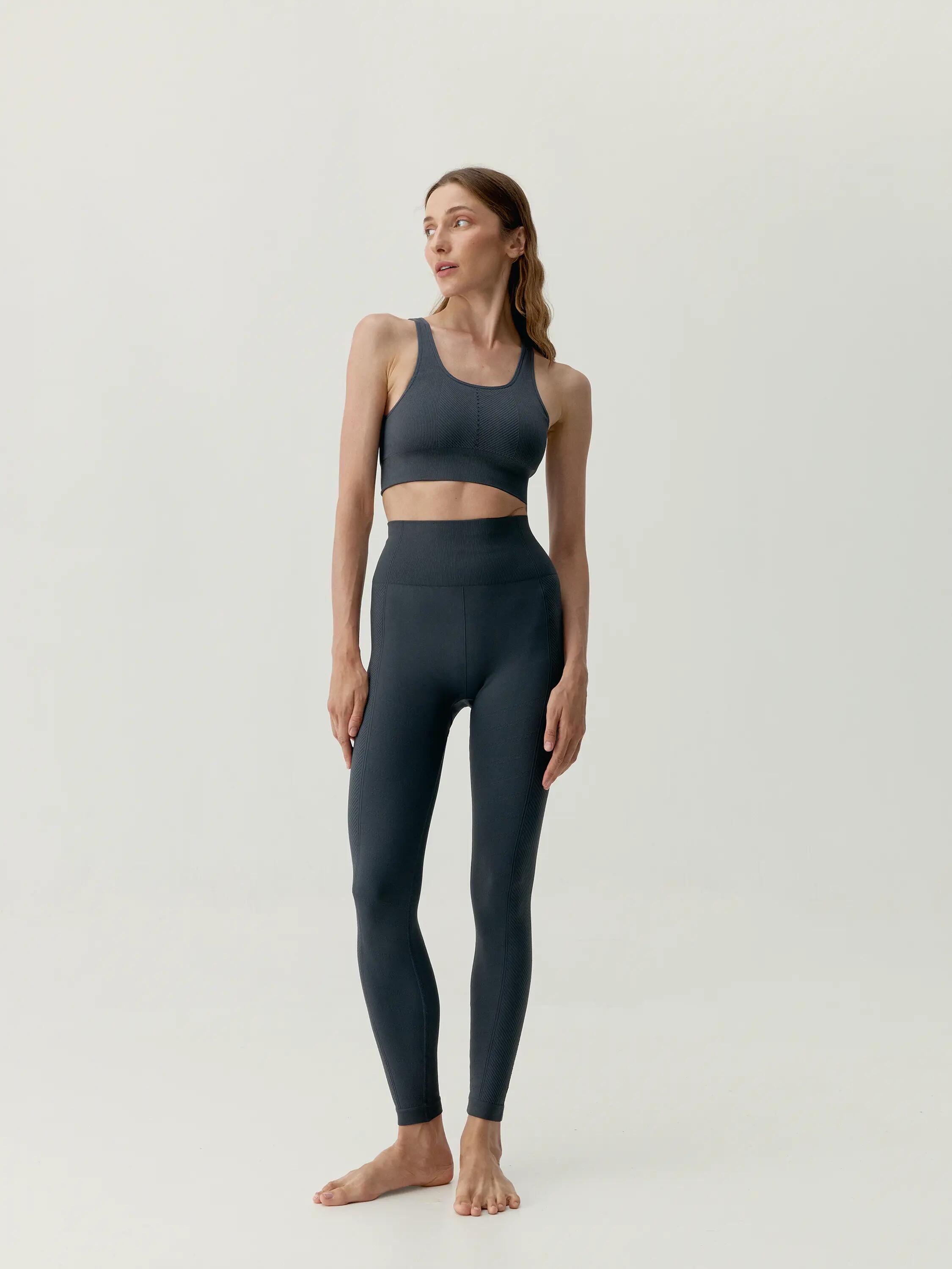 Sport-BH Damen Naisha Nahtlos mittlerer Halt Träger herausnehmbare Pads 6/9
