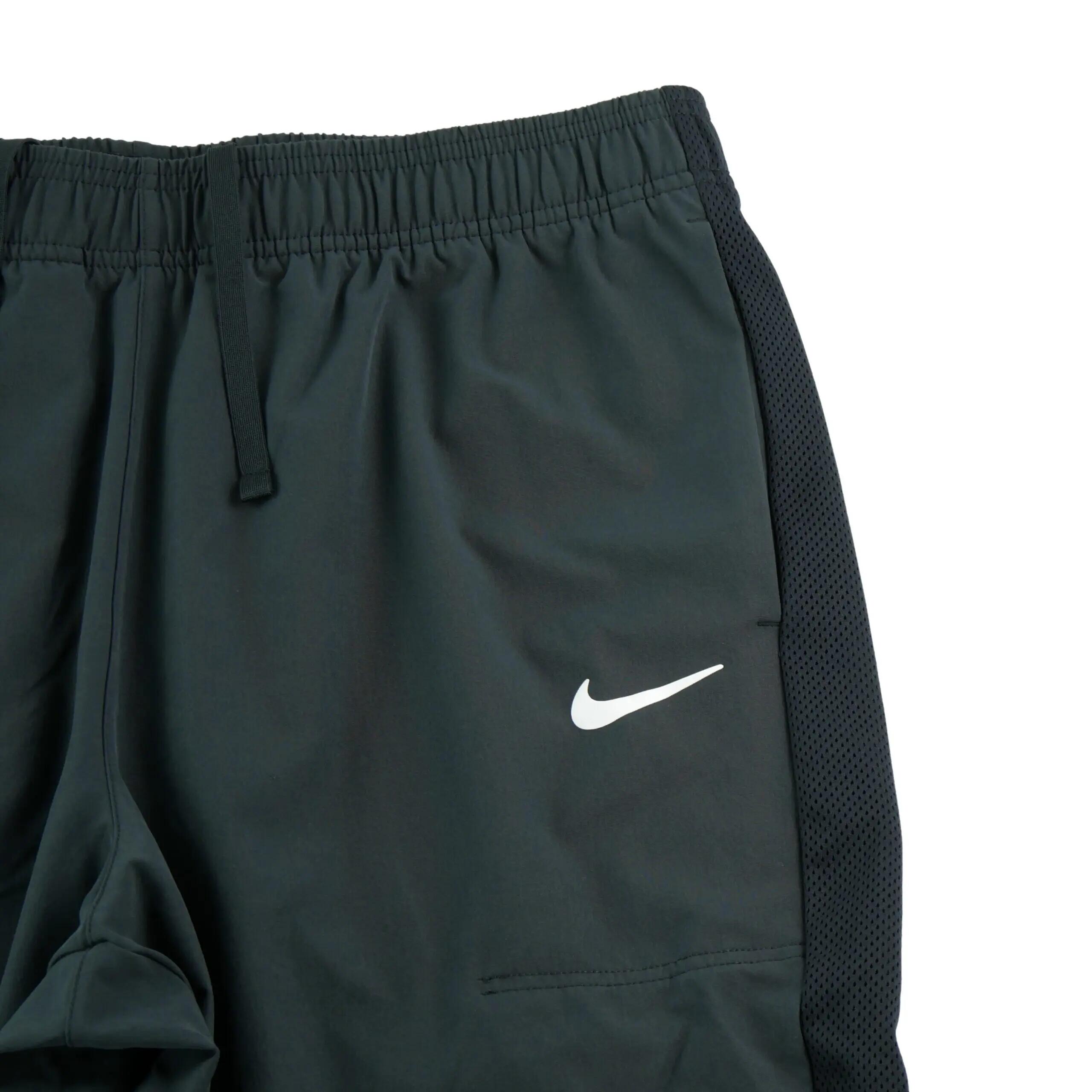 Second hand - Joggings Uomo NikeCourt Advantage Nero - Stato eccellente 3/6
