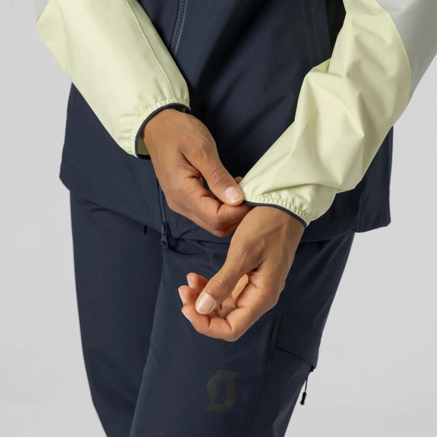 Chaqueta de mujer de montaña Scott WS EXPLORAIR LIGHT DRYO 2.5L 6/8