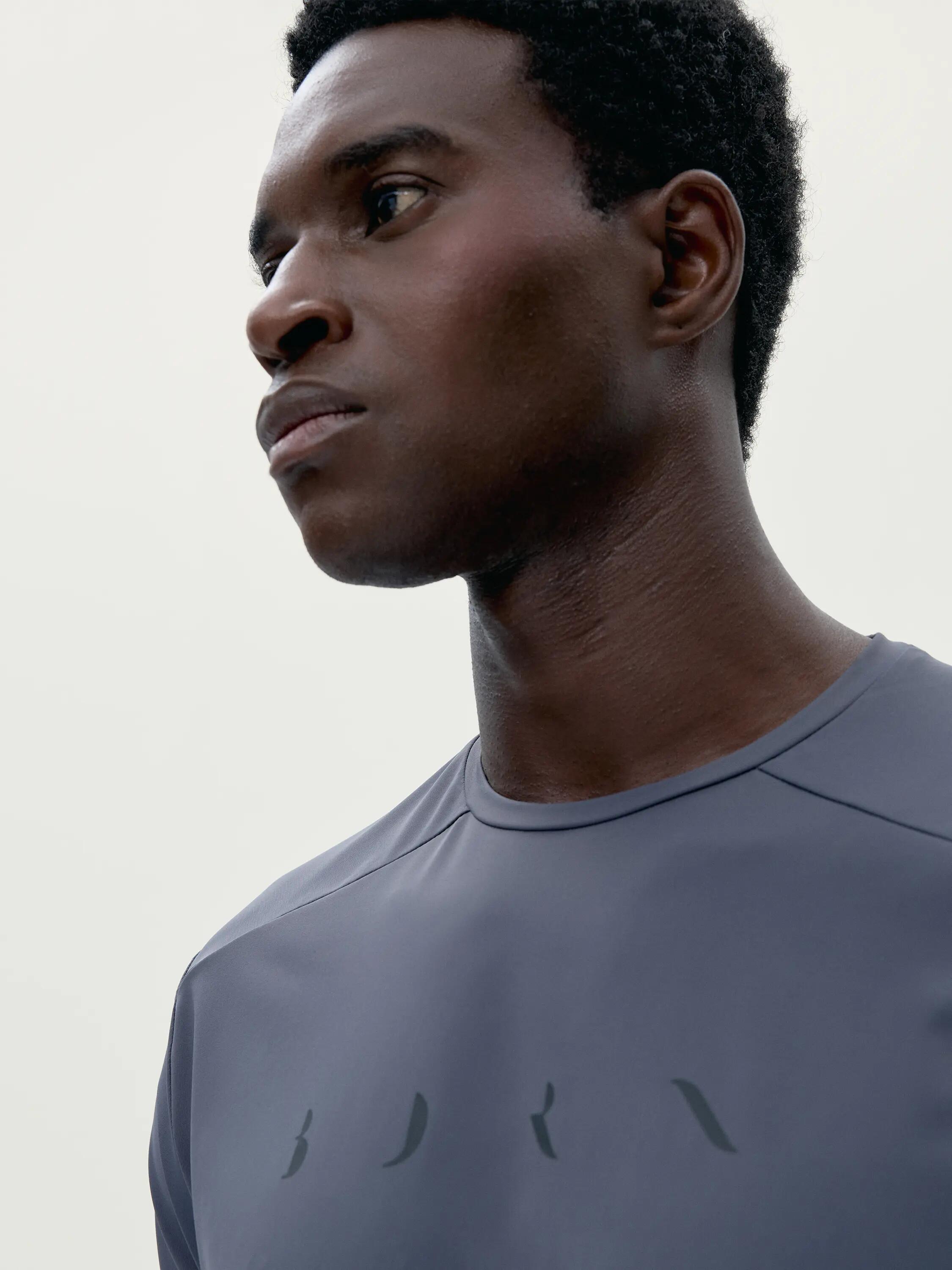Camiseta deportiva de hombre Volta 2.0 Manga corta secado rápido 3/6