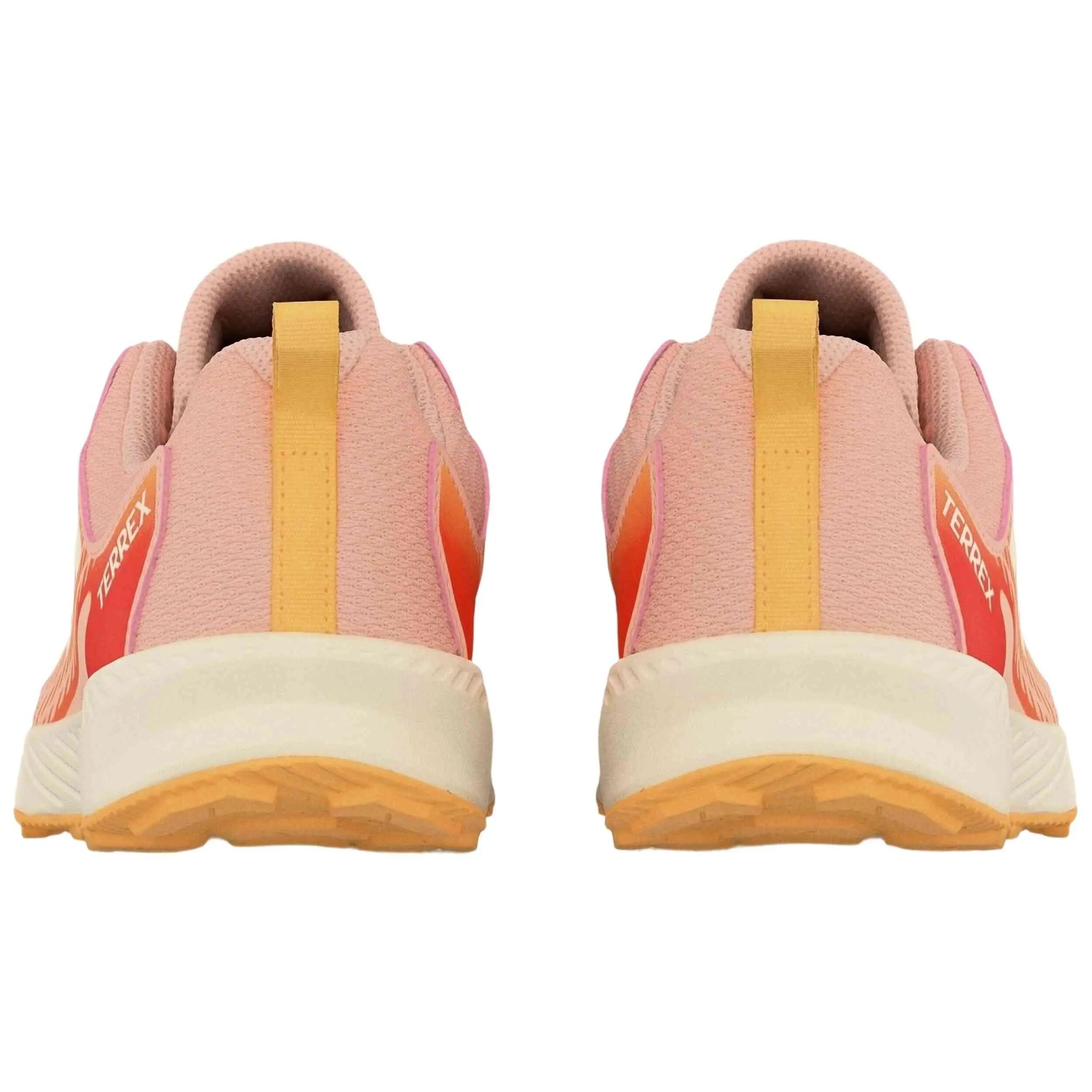 Sapatilhas Adidas modelo Terrex para mulheres 4/4