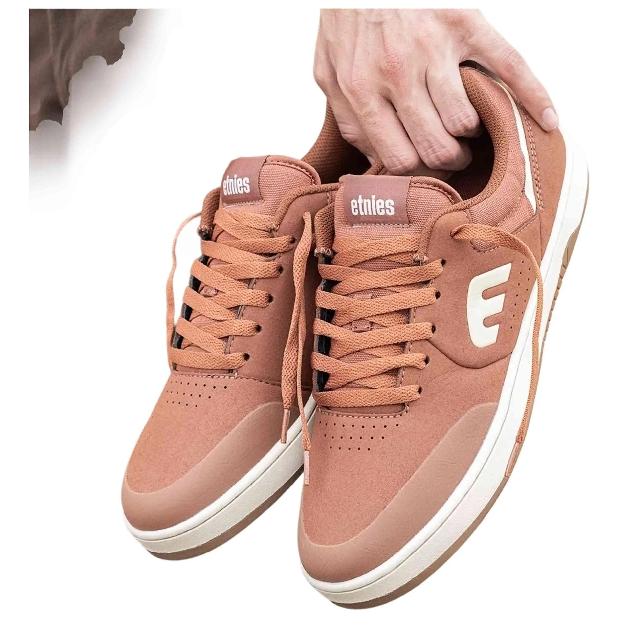 Sapatilhas Etnies modelo Etnies Marana para unissex 4/5