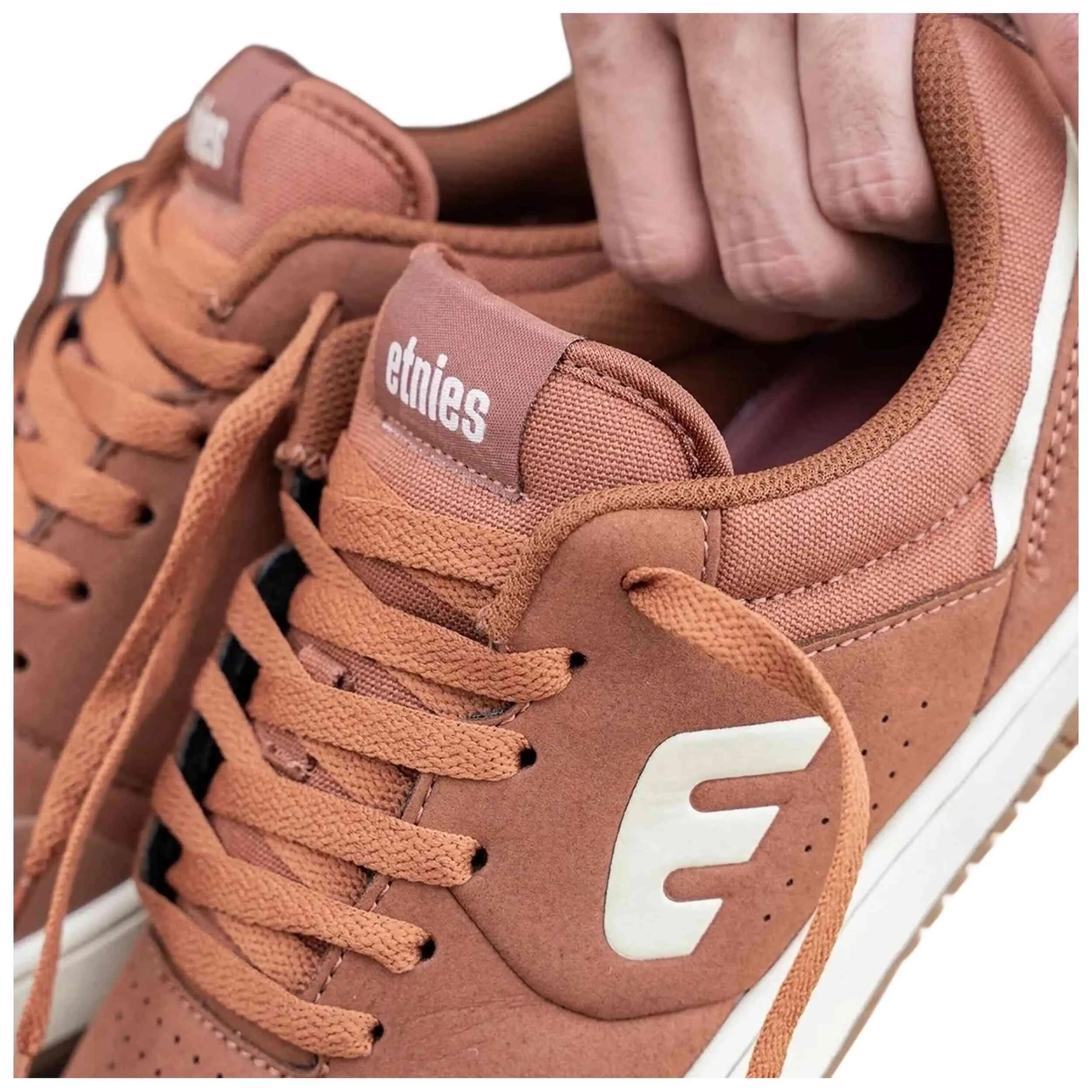 Sapatilhas Etnies modelo Etnies Marana para unissex 3/5