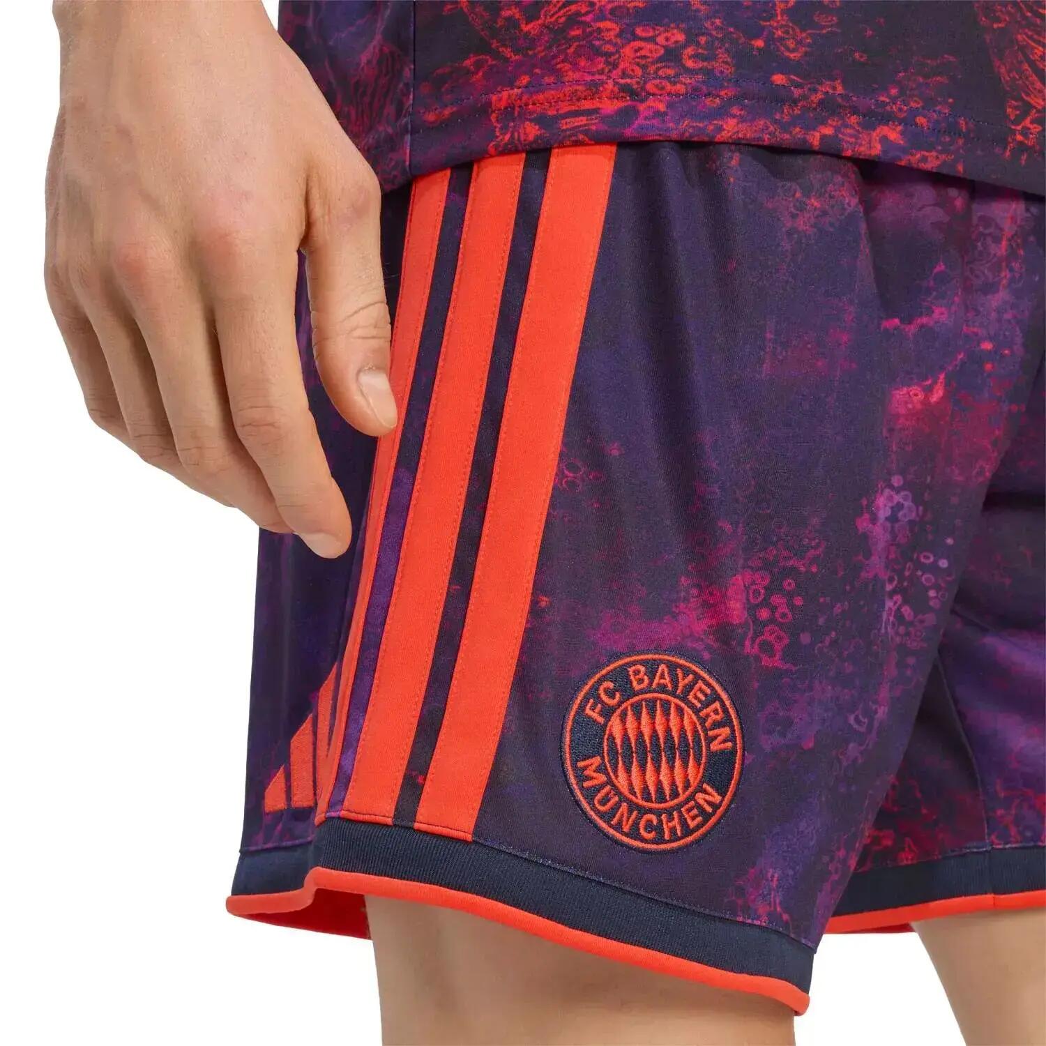 Krótki dres Bayern Monachium 2026/27 6/7