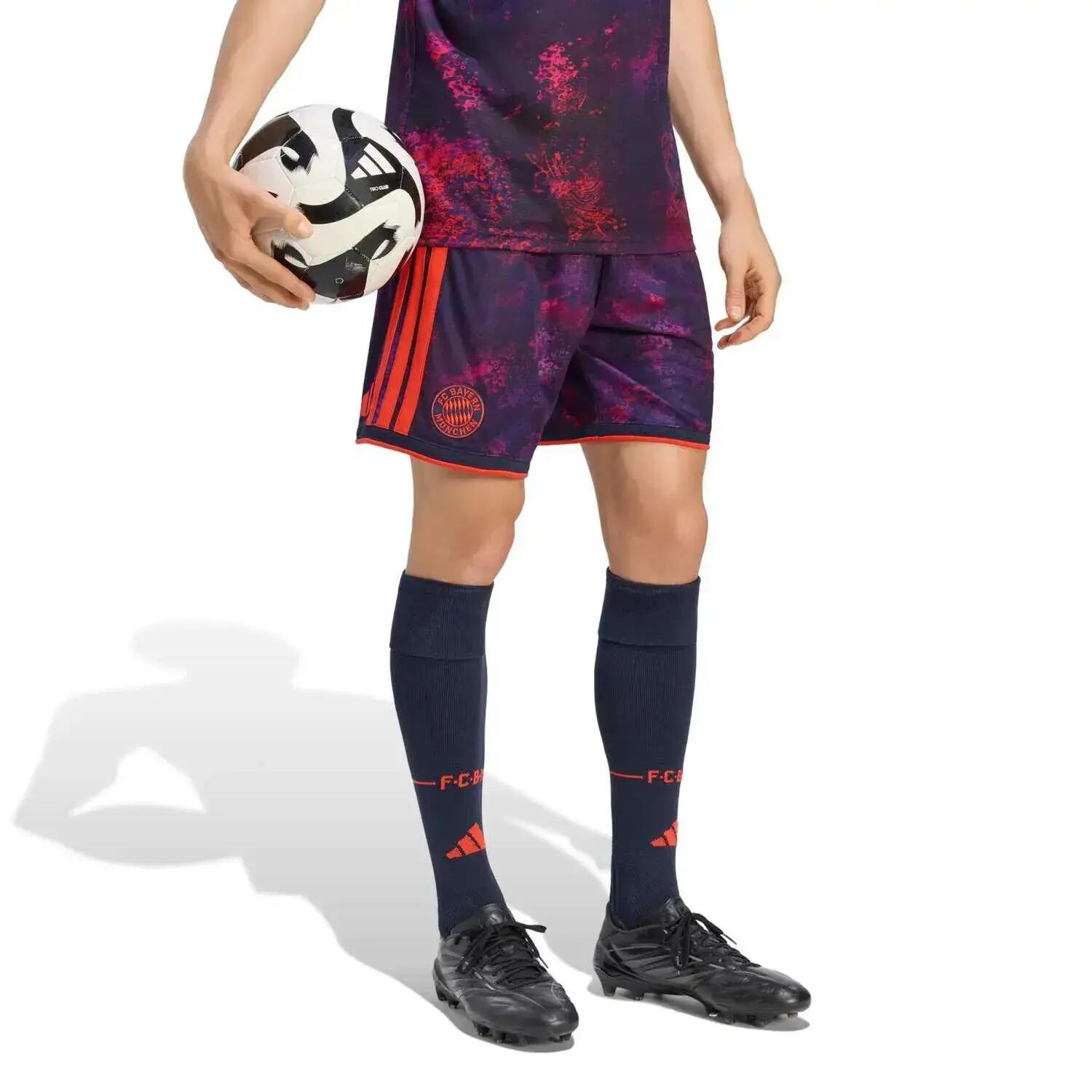 Krótki dres Bayern Monachium 2026/27 2/7