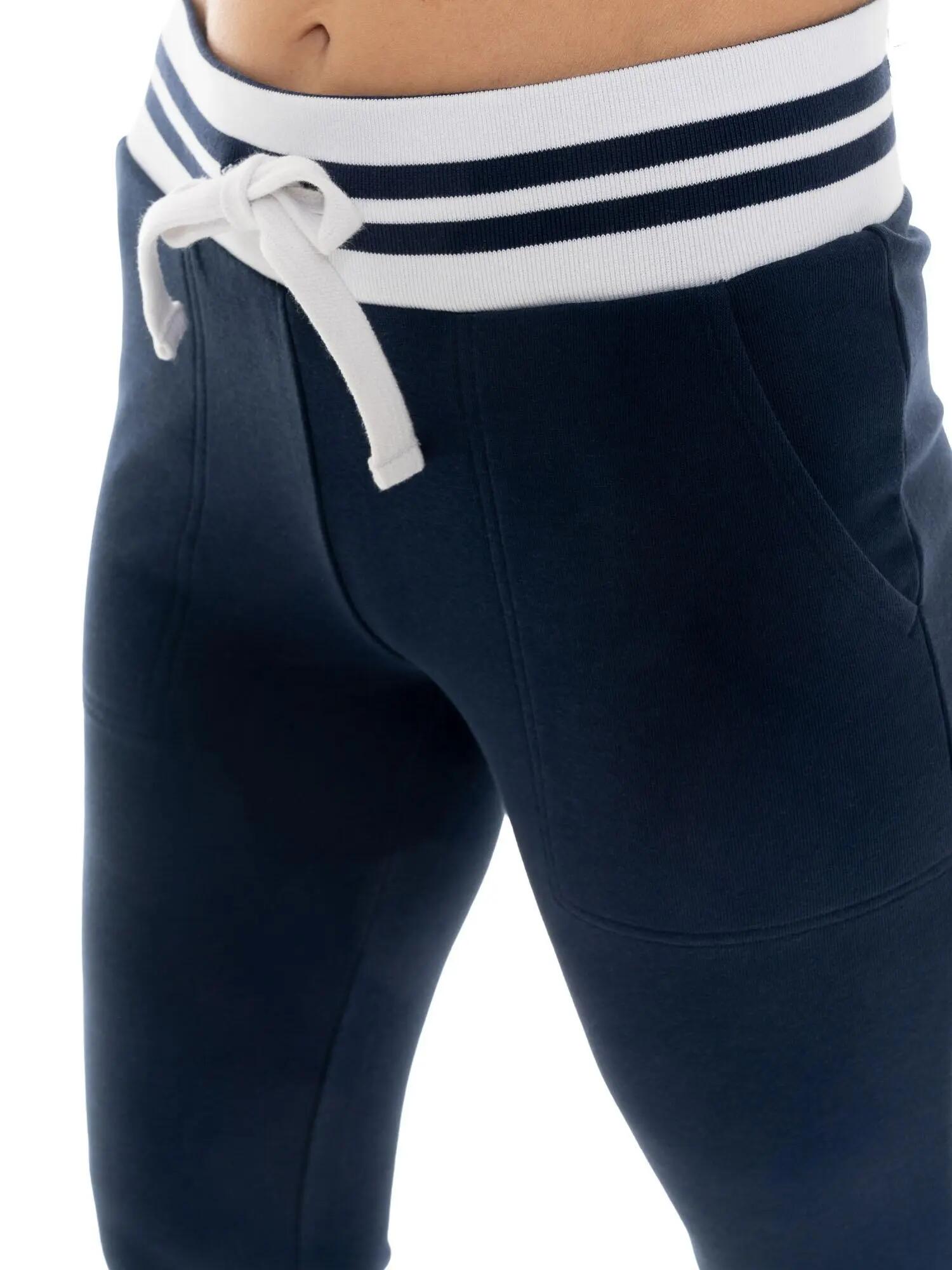 Conjunto esportivo feminino 3/5
