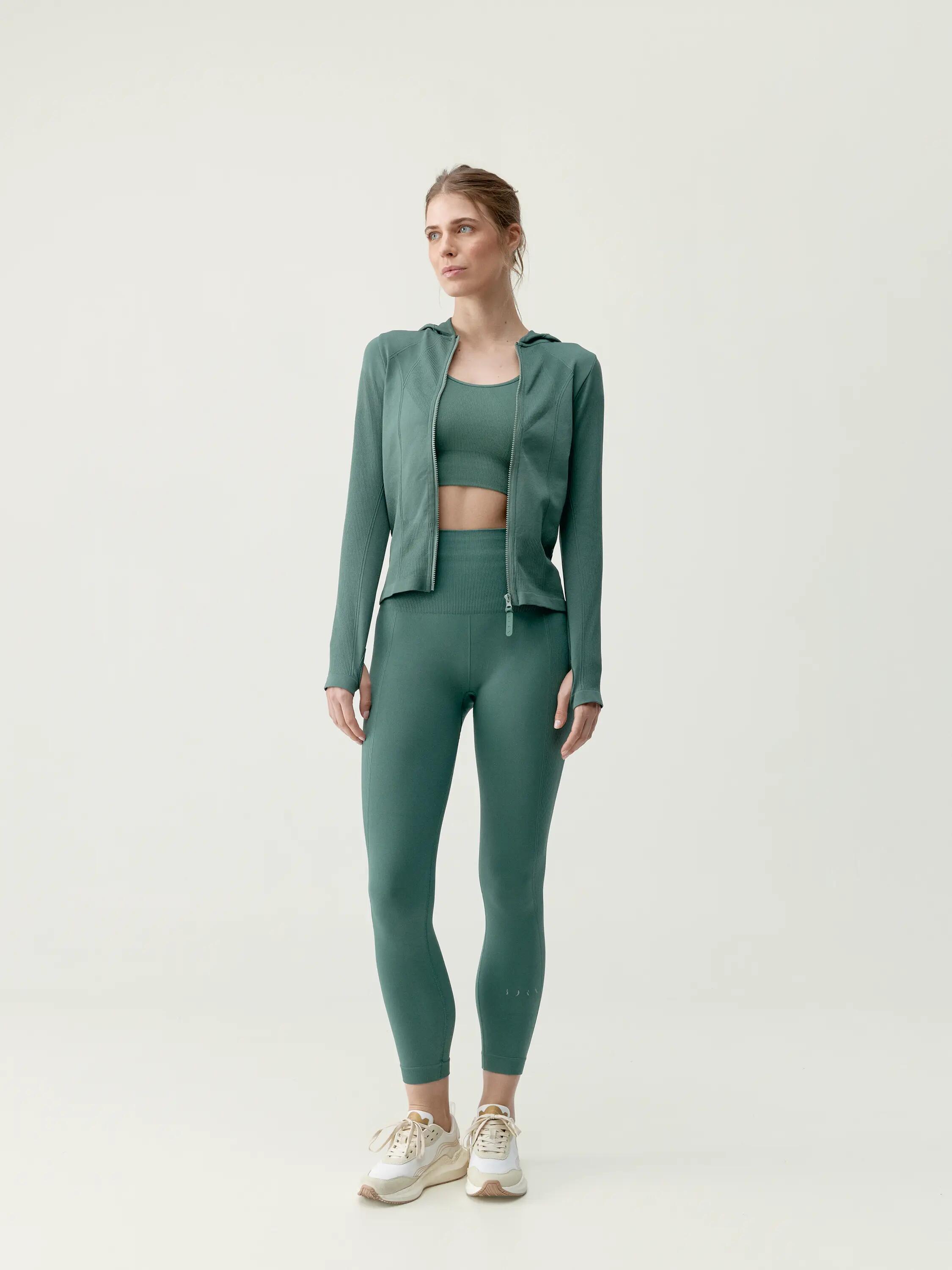 Veste de sport femme Viveka à capuche effet gainant 5/6