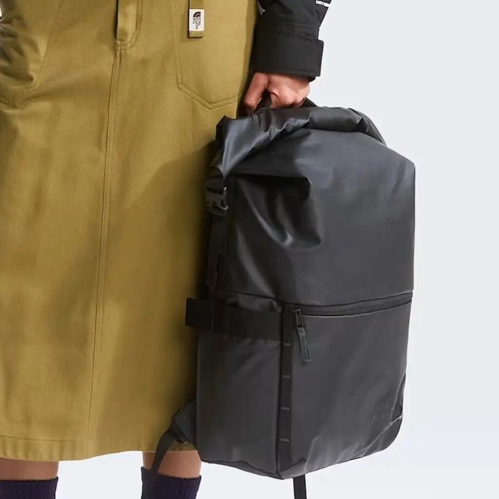 The North Face Base Camp Voyager - Rolltop-Rucksack 45 cm 4/7