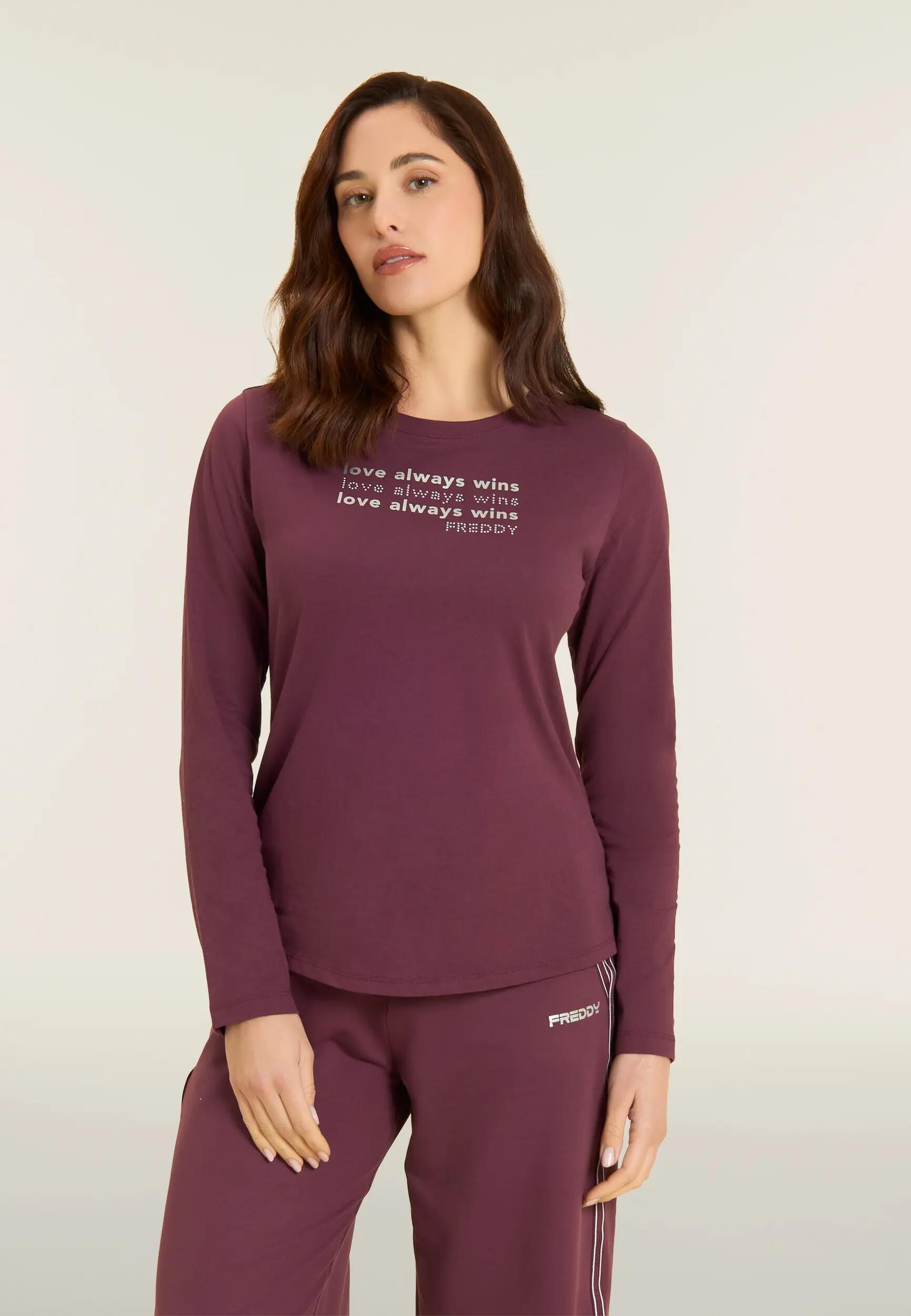 T-shirt à manches longues « Love Always Wins » avec perles 2/4