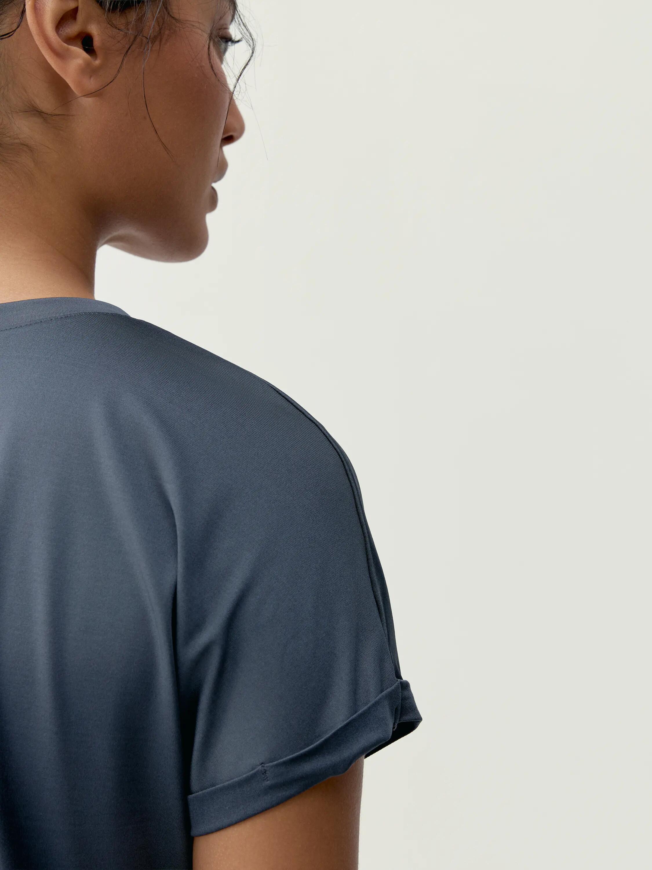 T-shirt sportiva donna Azami Manica corta 4/6